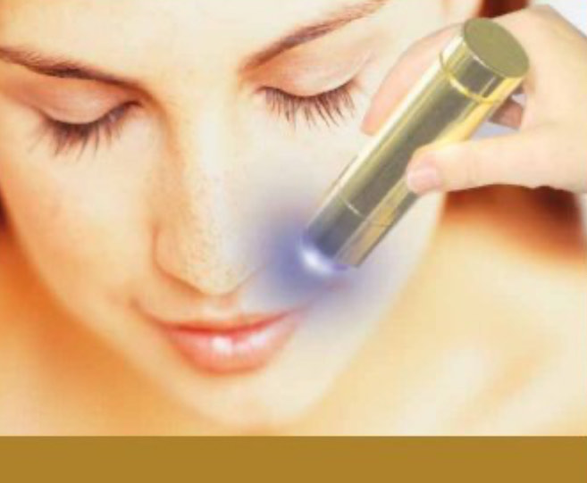 Light Therapy Facial 
