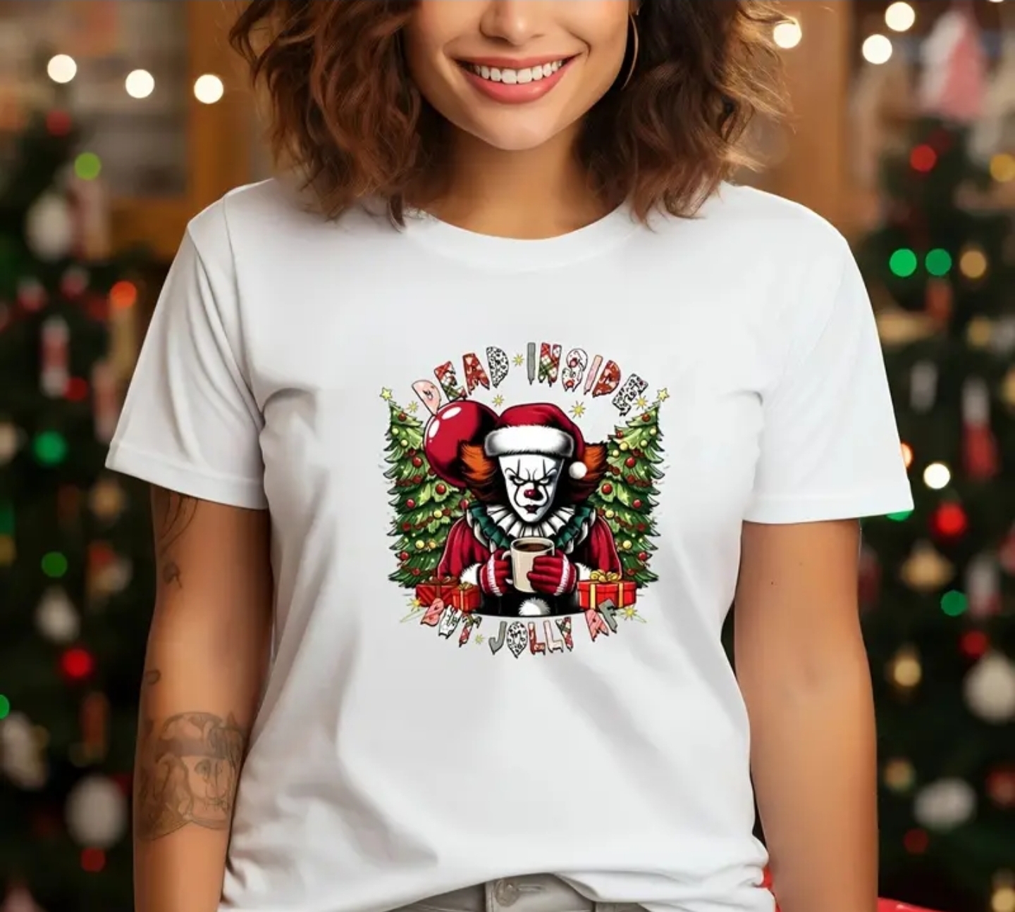 DEAD INSIDE BUT JOLLY – Horror Christmas T-Shirt
