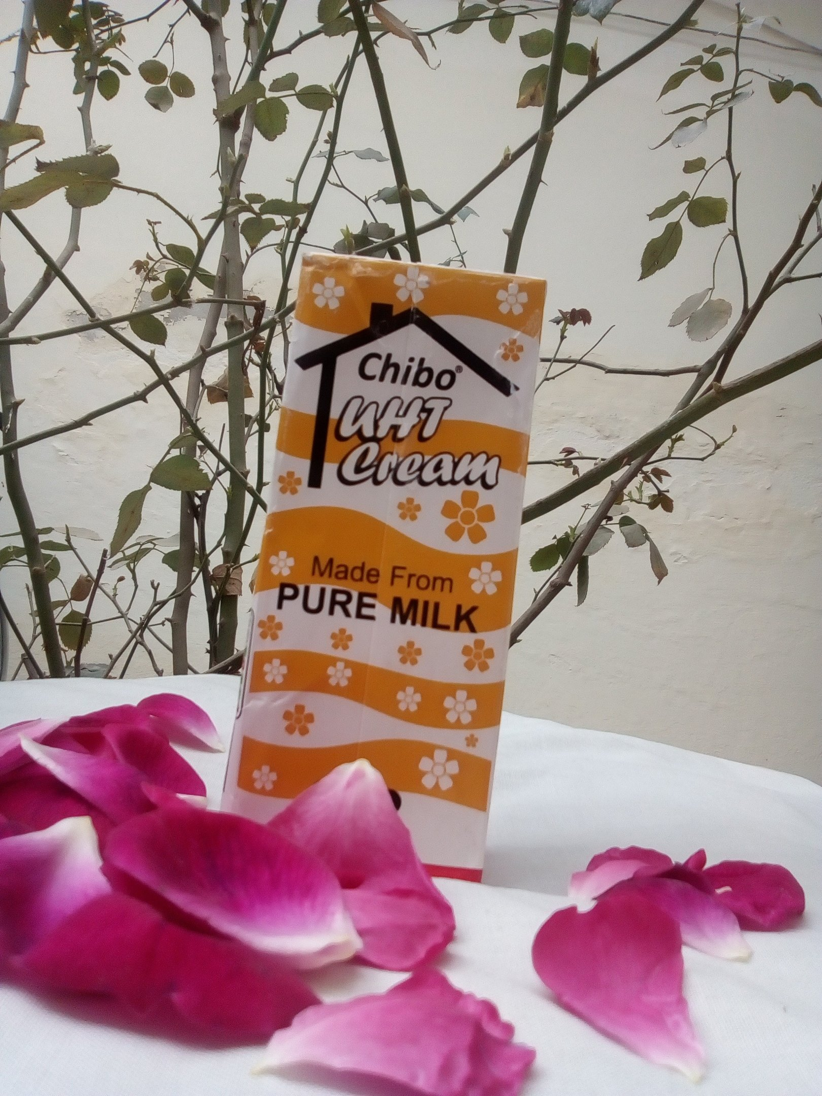 Pure Milk Cream 20% Fat – Organic Iranian Chibo UHT Full Cream | خالص ایرانی دودھ کی کریم – 20% فیٹ، قدرتی ذائقے کے ساتھ