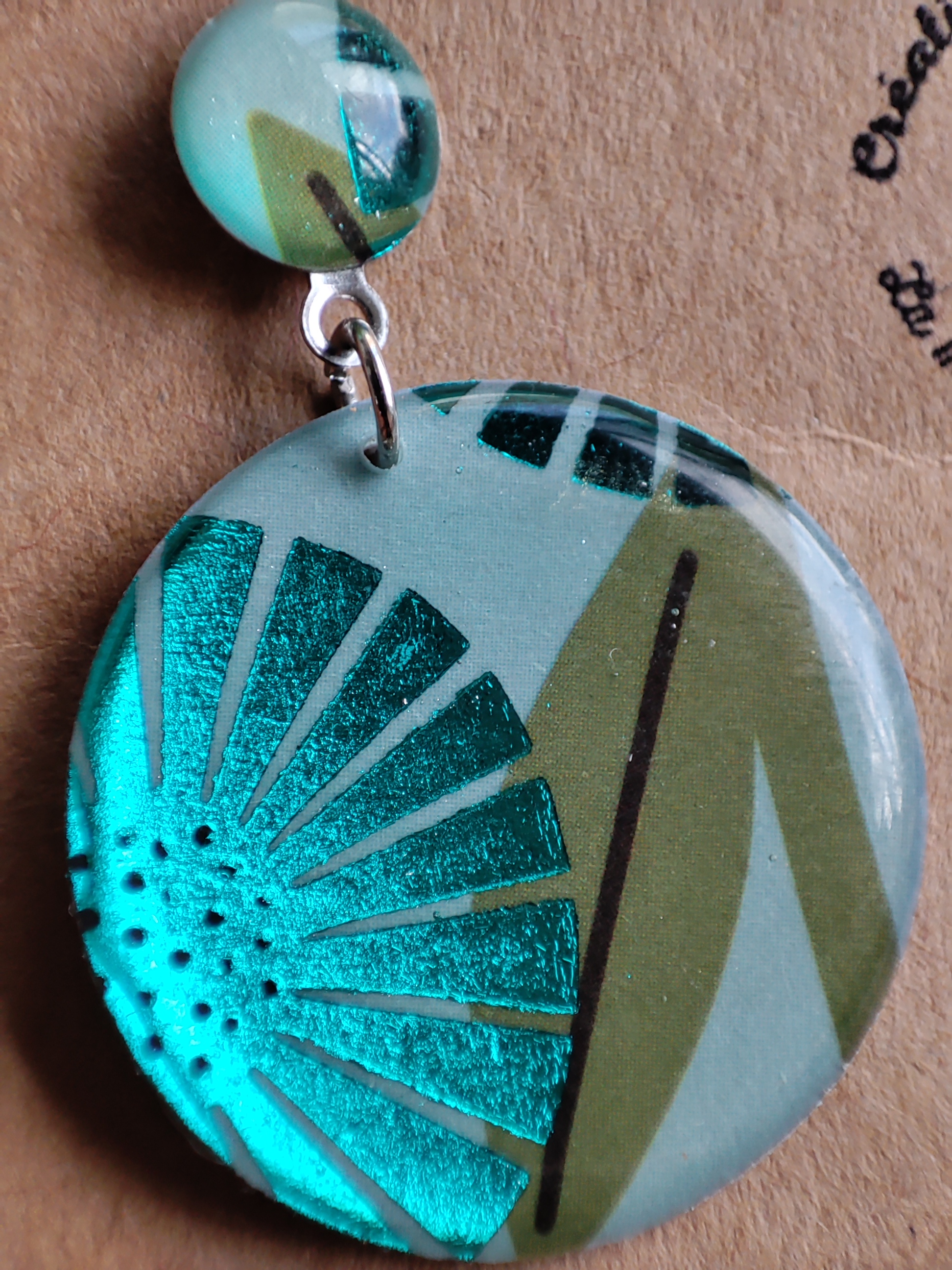 Boucle d'oreille fleur turquoise