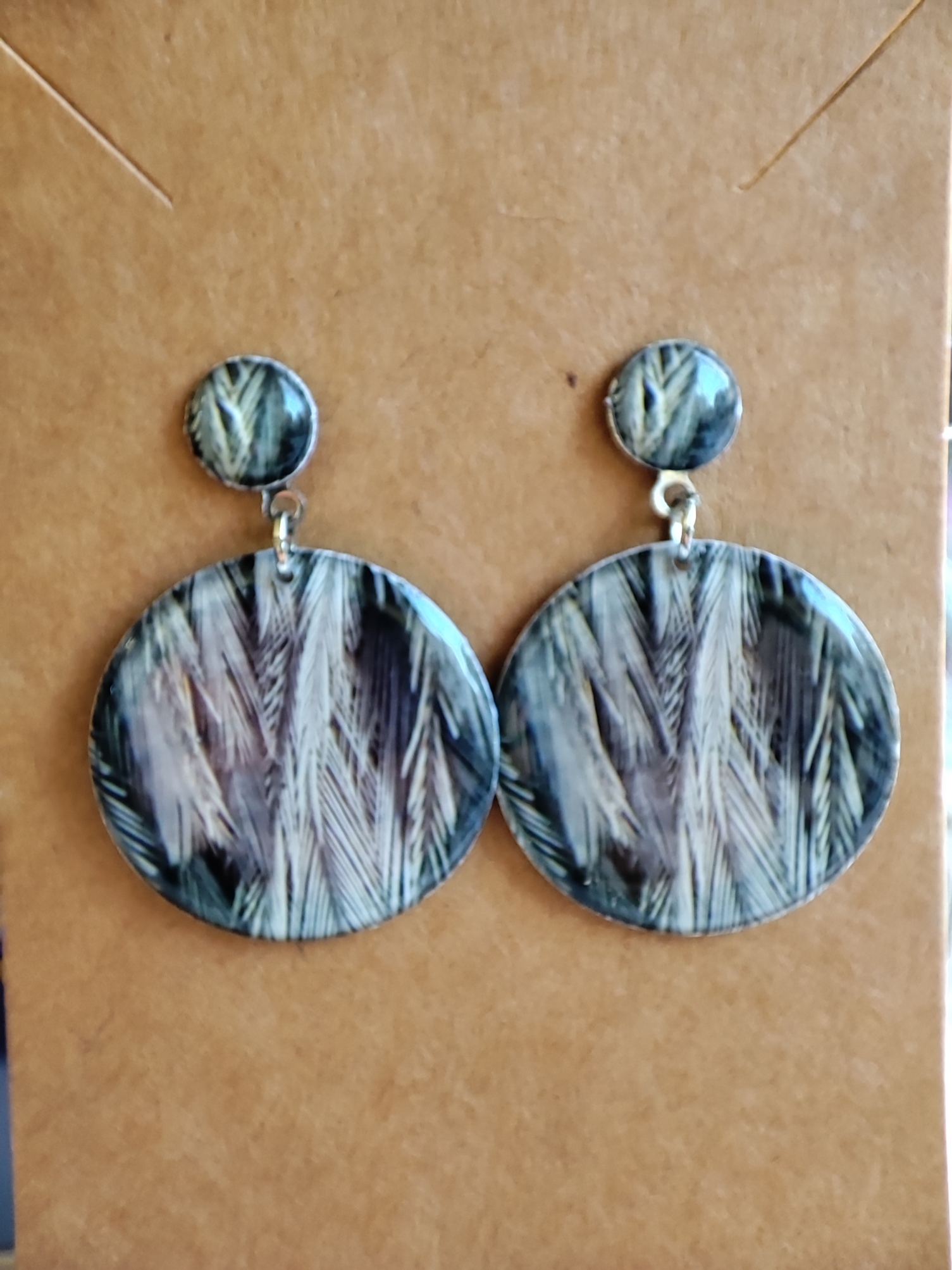 Boucles d'oreilles plumes d'émeu