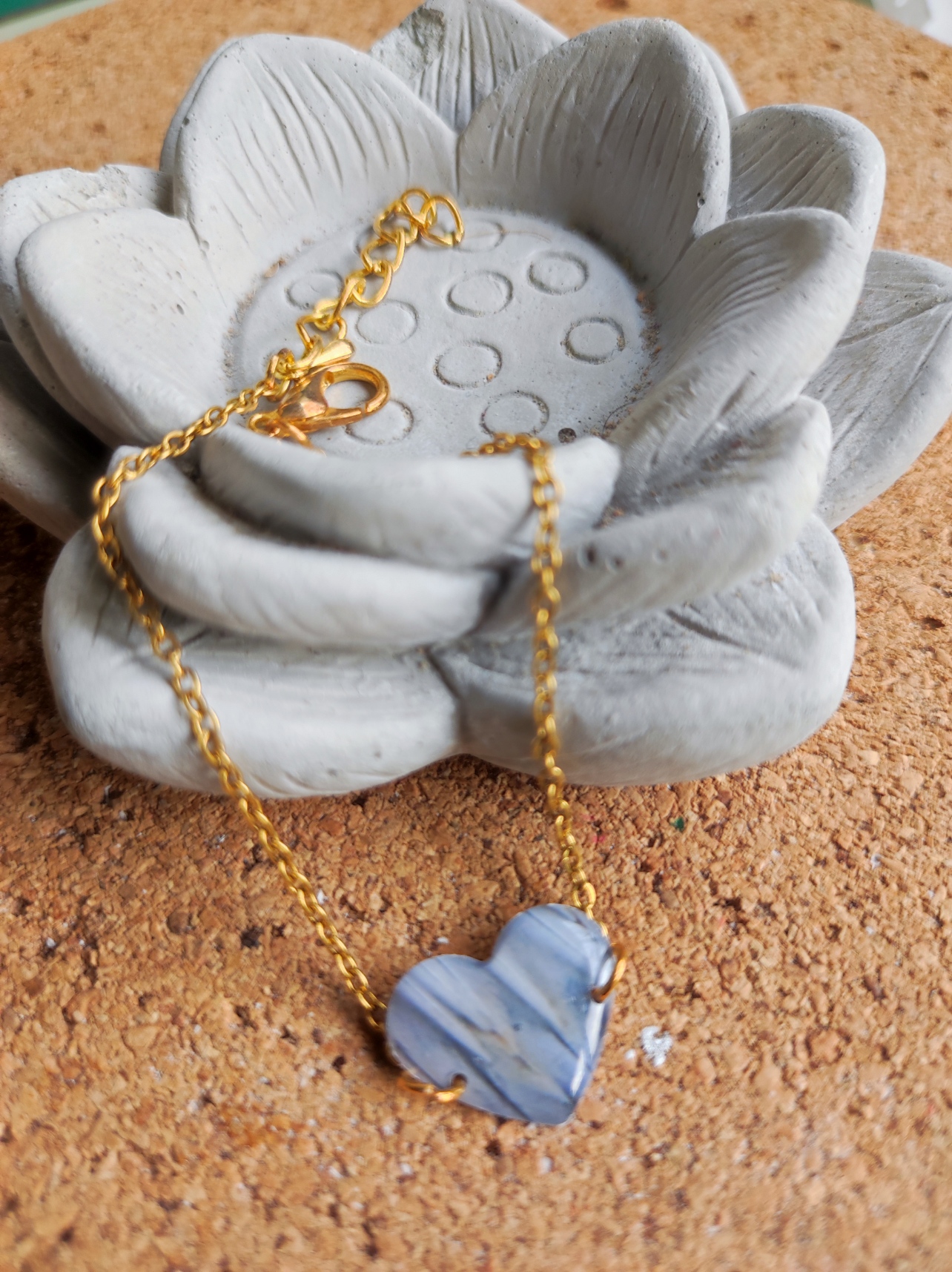 Bracelet cœur plume de pélican