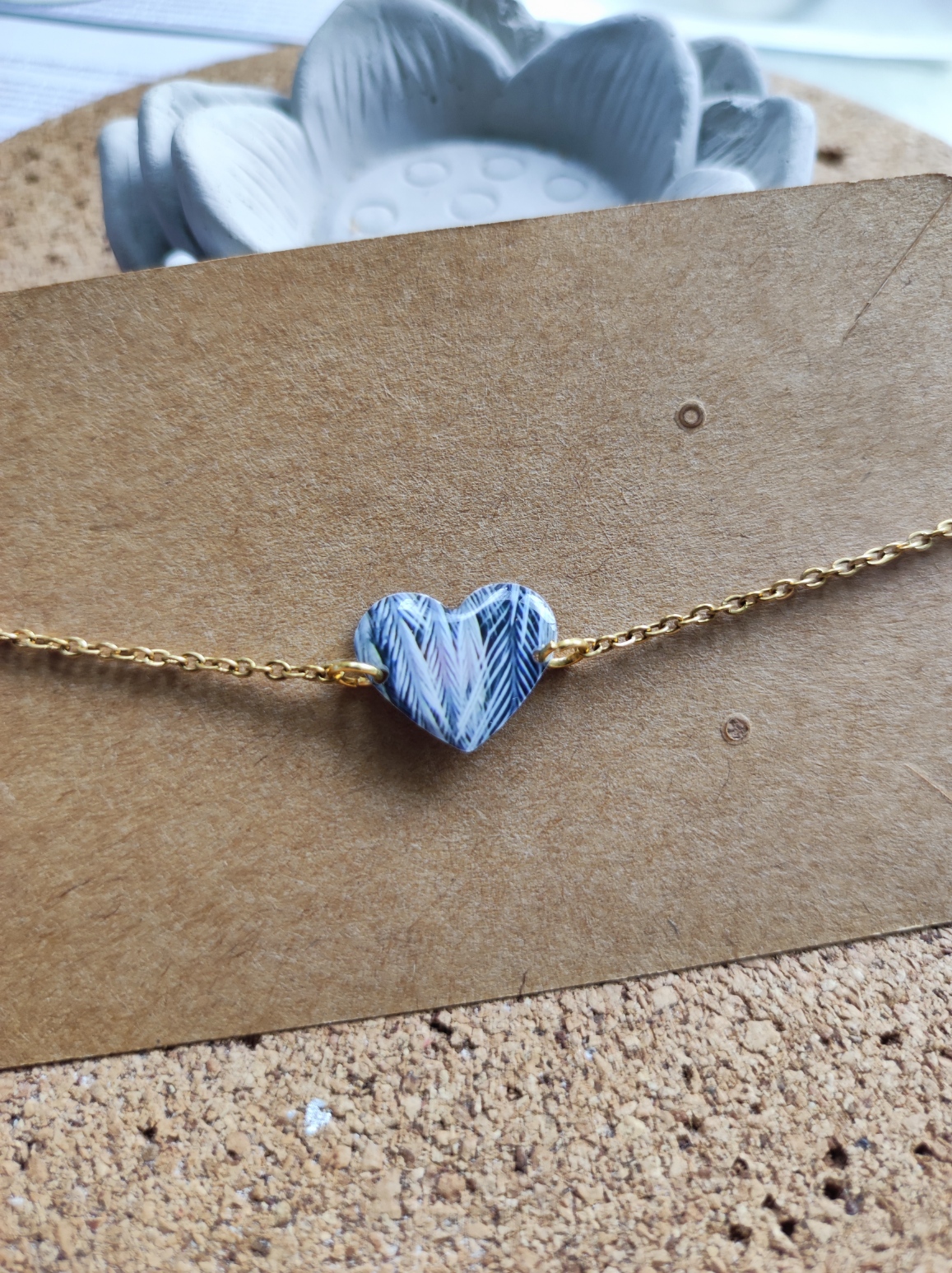 Bracelet cœur plumes d'émeu