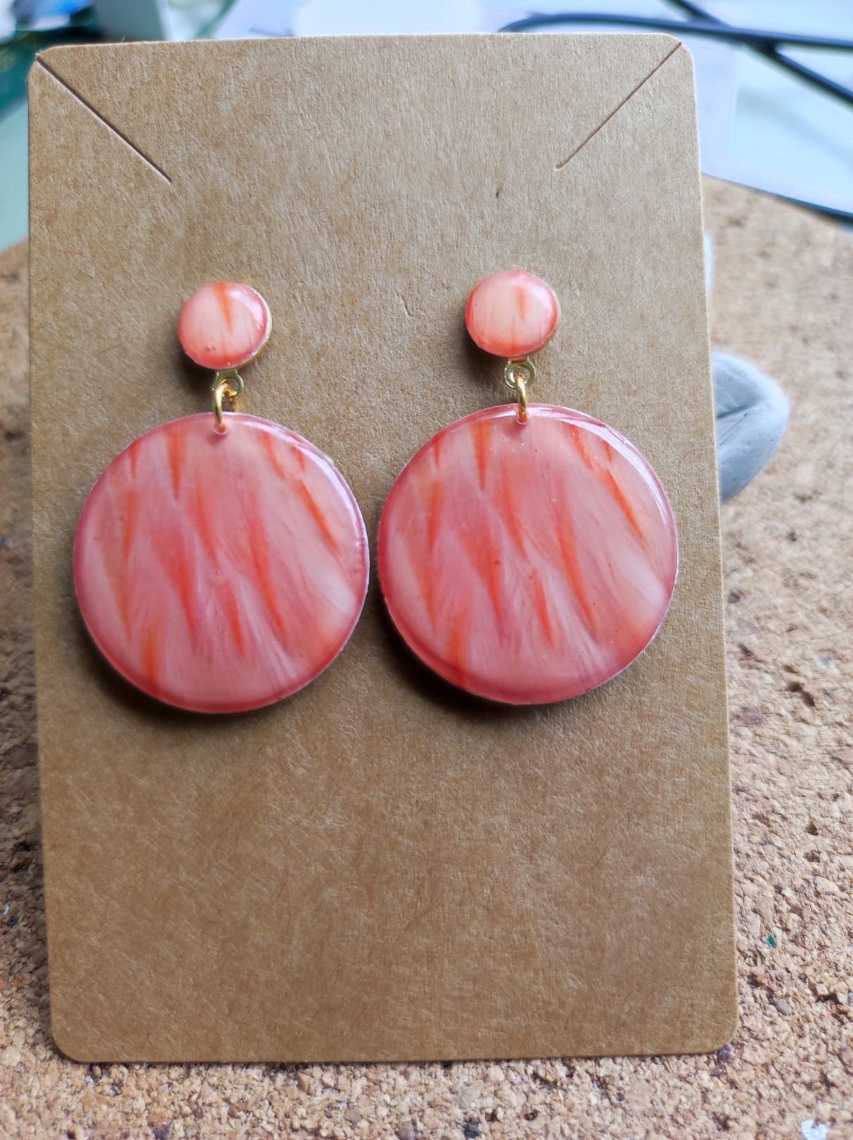 Boucles d'oreilles plumes de flamant rose clair