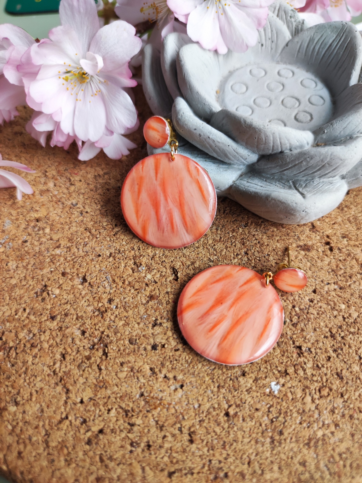 Boucles d'oreilles plumes de flamant rose clair