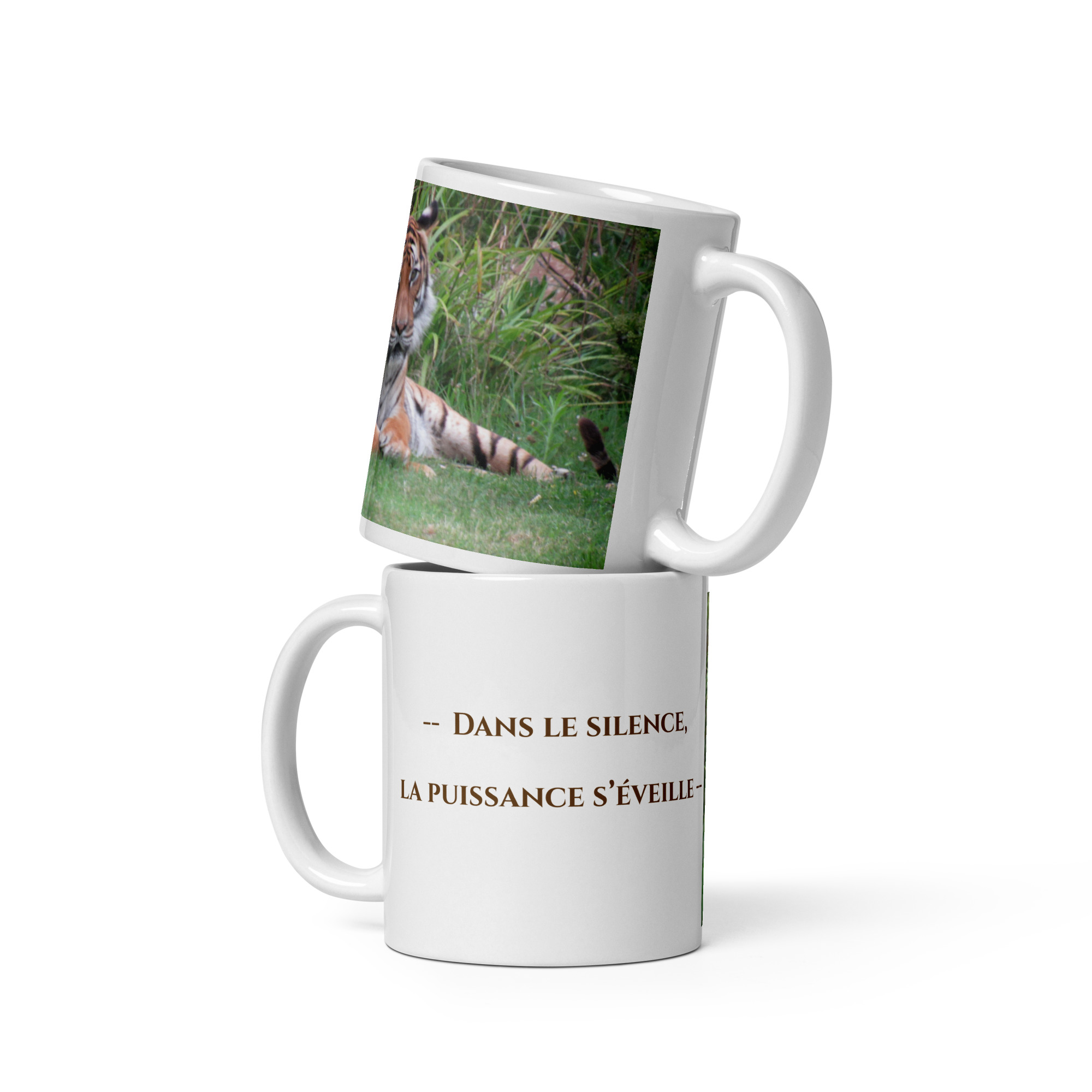 Mug “Dans le silence, la puissance s’éveille” – Tigre