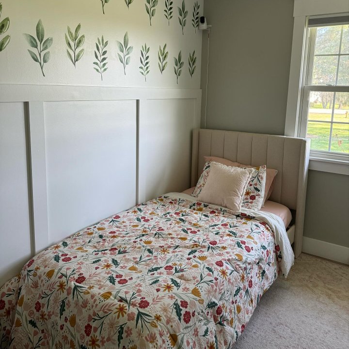 Garden Floral Kids' Comforter Set - Pillowfort™