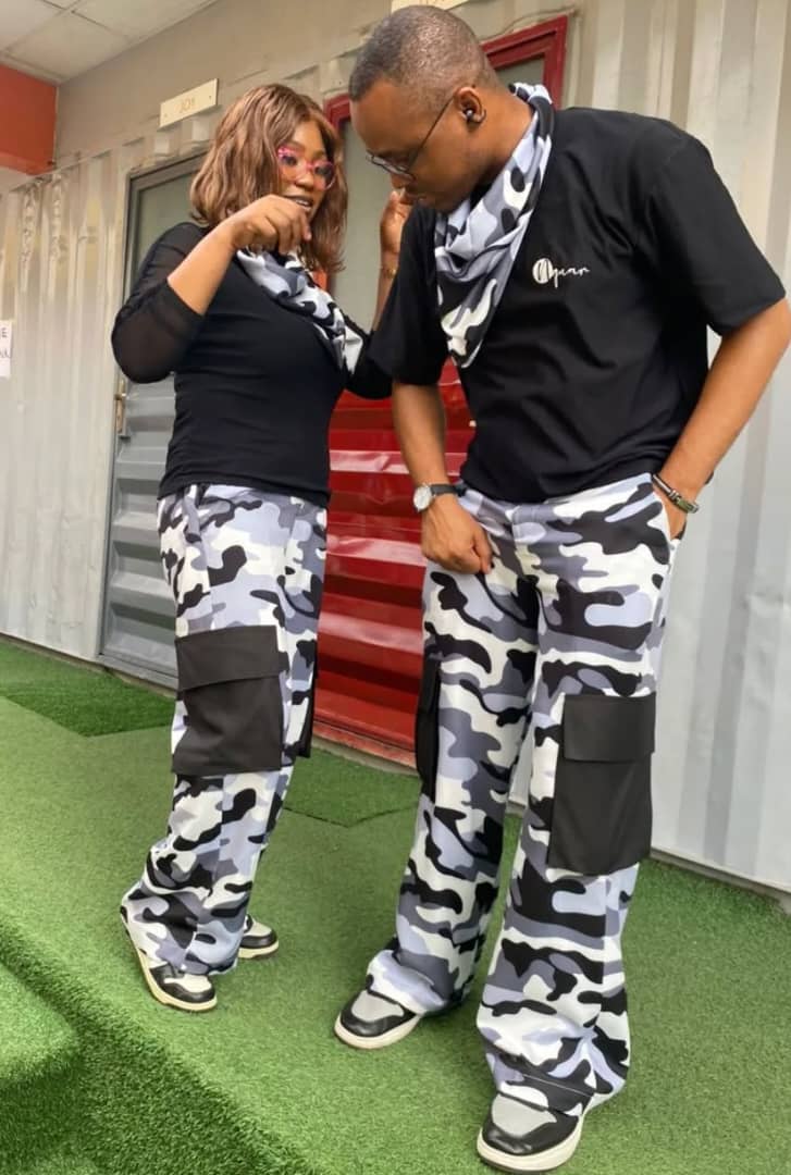 Matching Couple's Outfits 