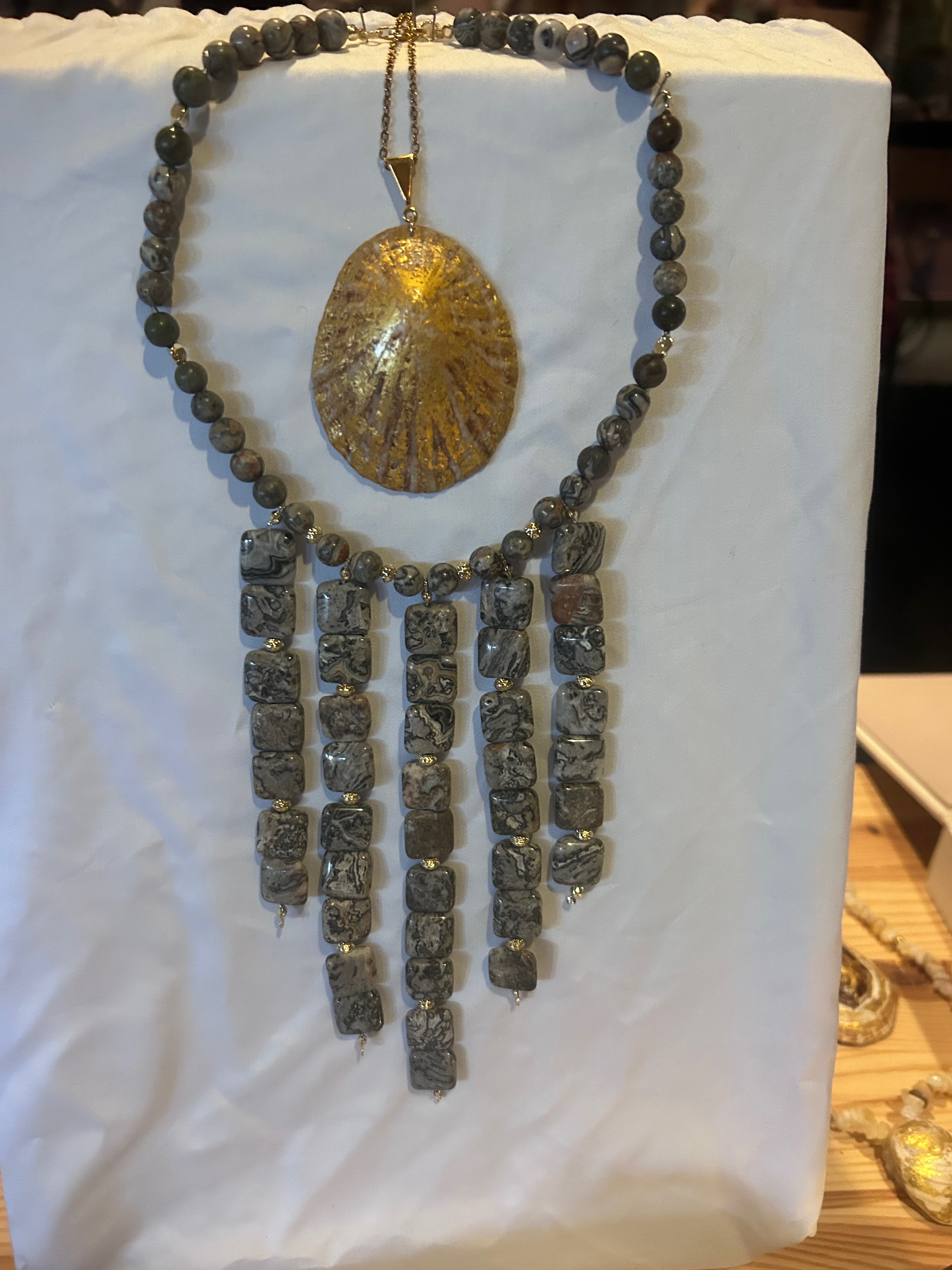 Artisanal Necklace "New York"