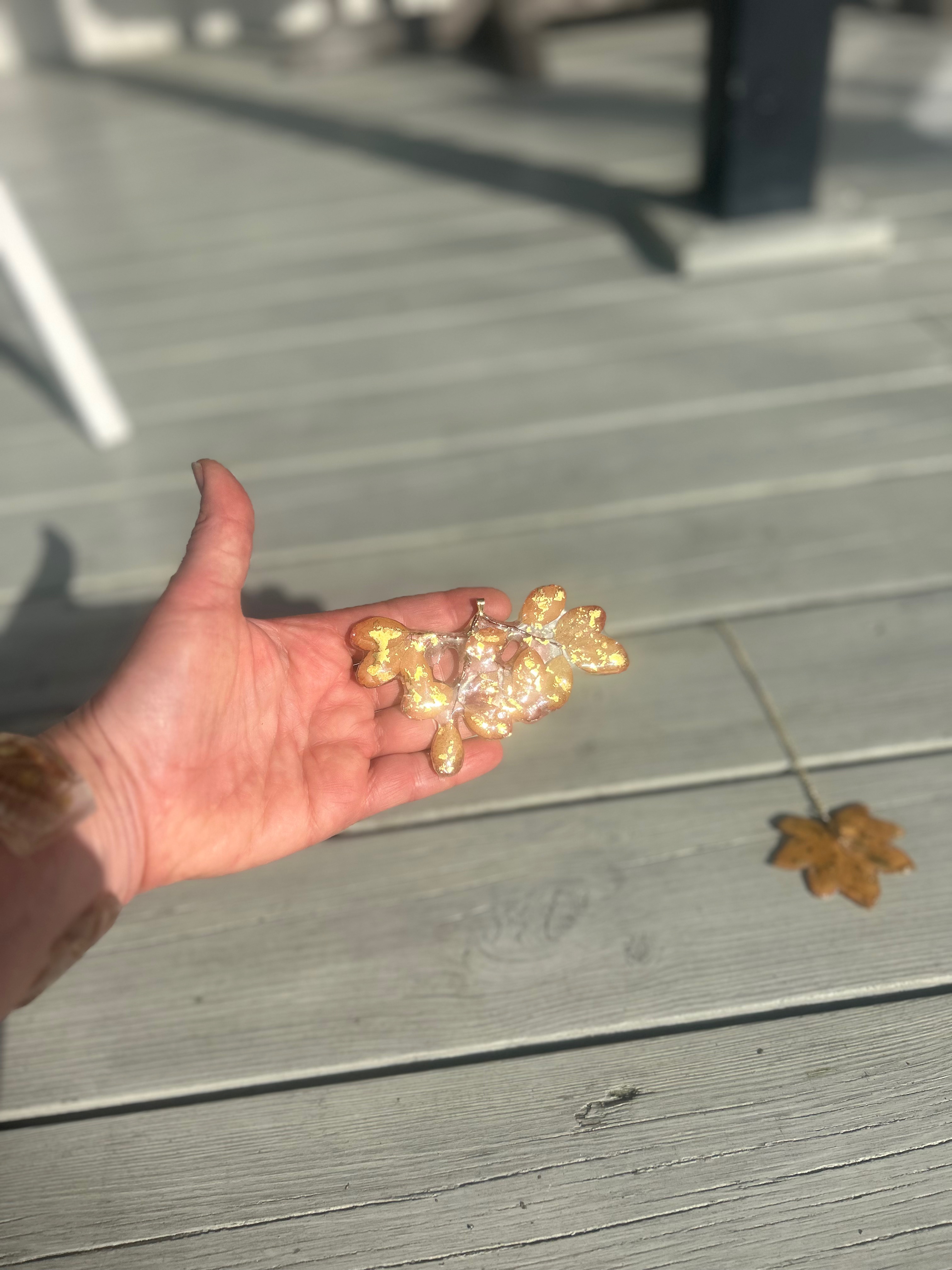 Elegant Leaf Necklace