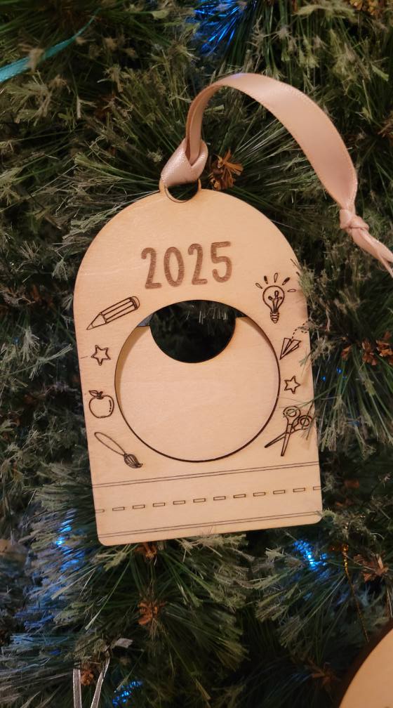 Wooden Photo 2025 ornament