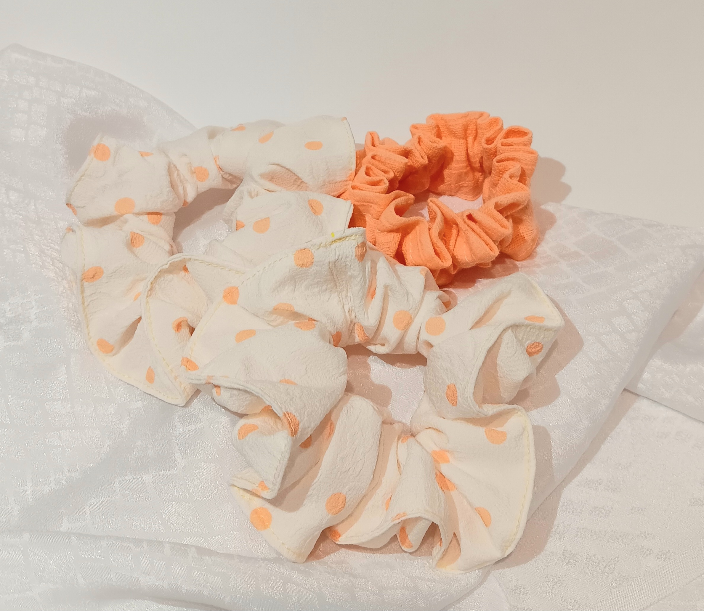 Polka Dot Hair Scrunchie Lg
