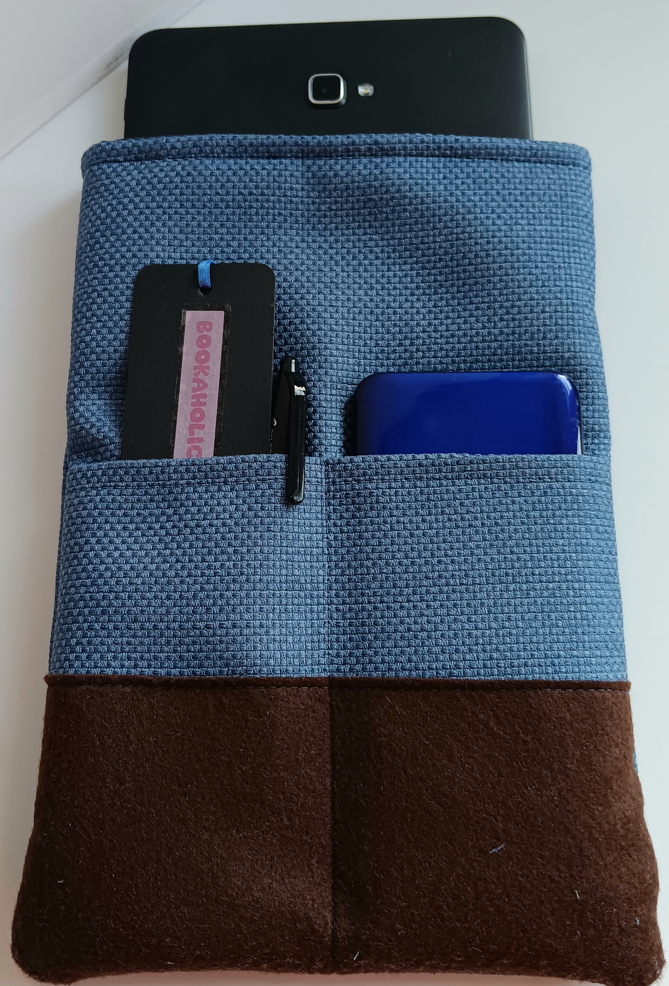 Multi-pocket Organizer Pouch
