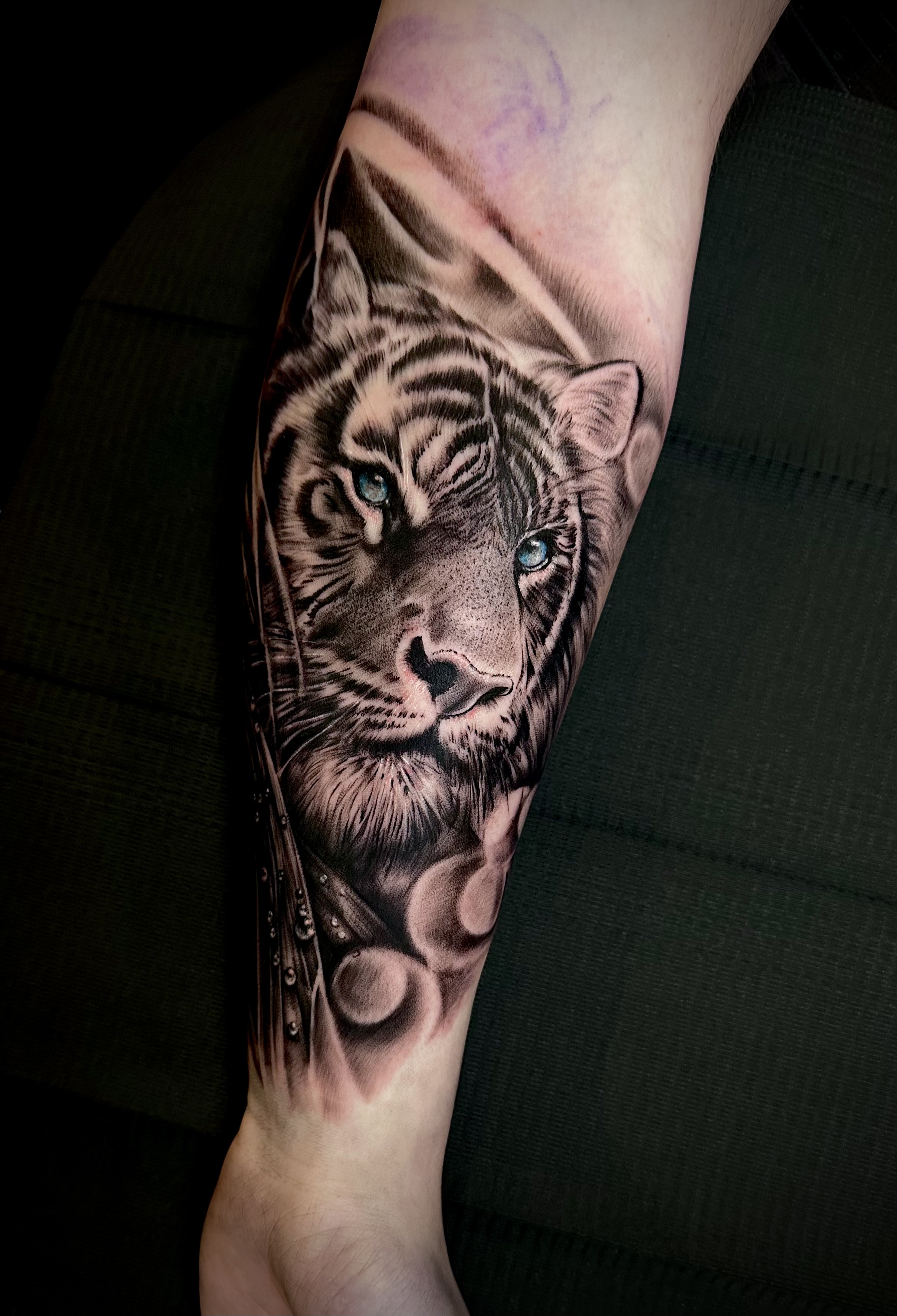 Realistic Tiger Tattoo Design