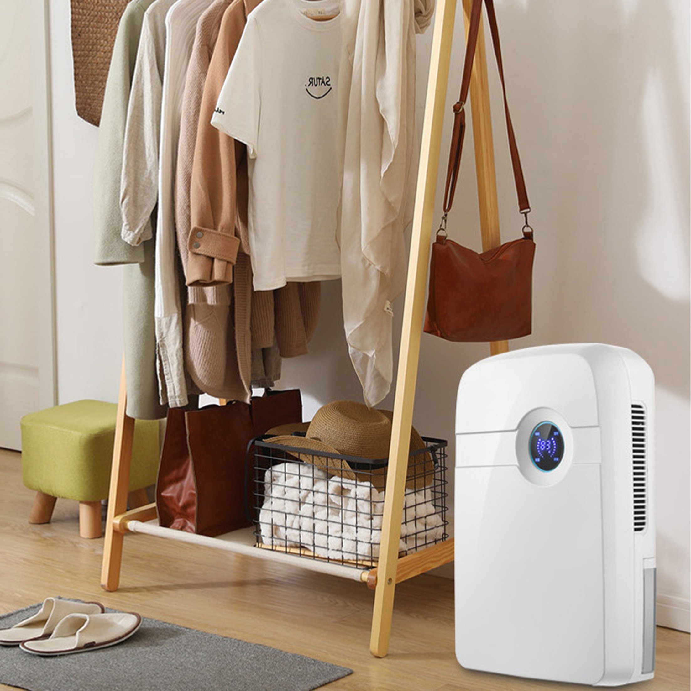 Luftentfeuchter, Kleiner Luftentfeuchter, Luftentfeuchtung Innenräumen || Dehumidifier, Small Dehumidifier, Indoor Dehumidification