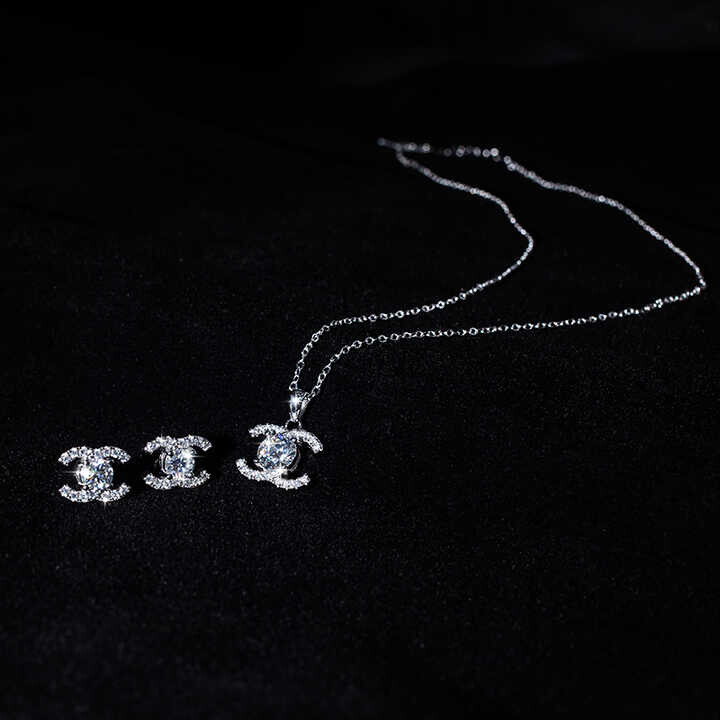 Elegant Necklace & Earrings Set .925 Sterling Silver VVS1 D Color Moissanite 