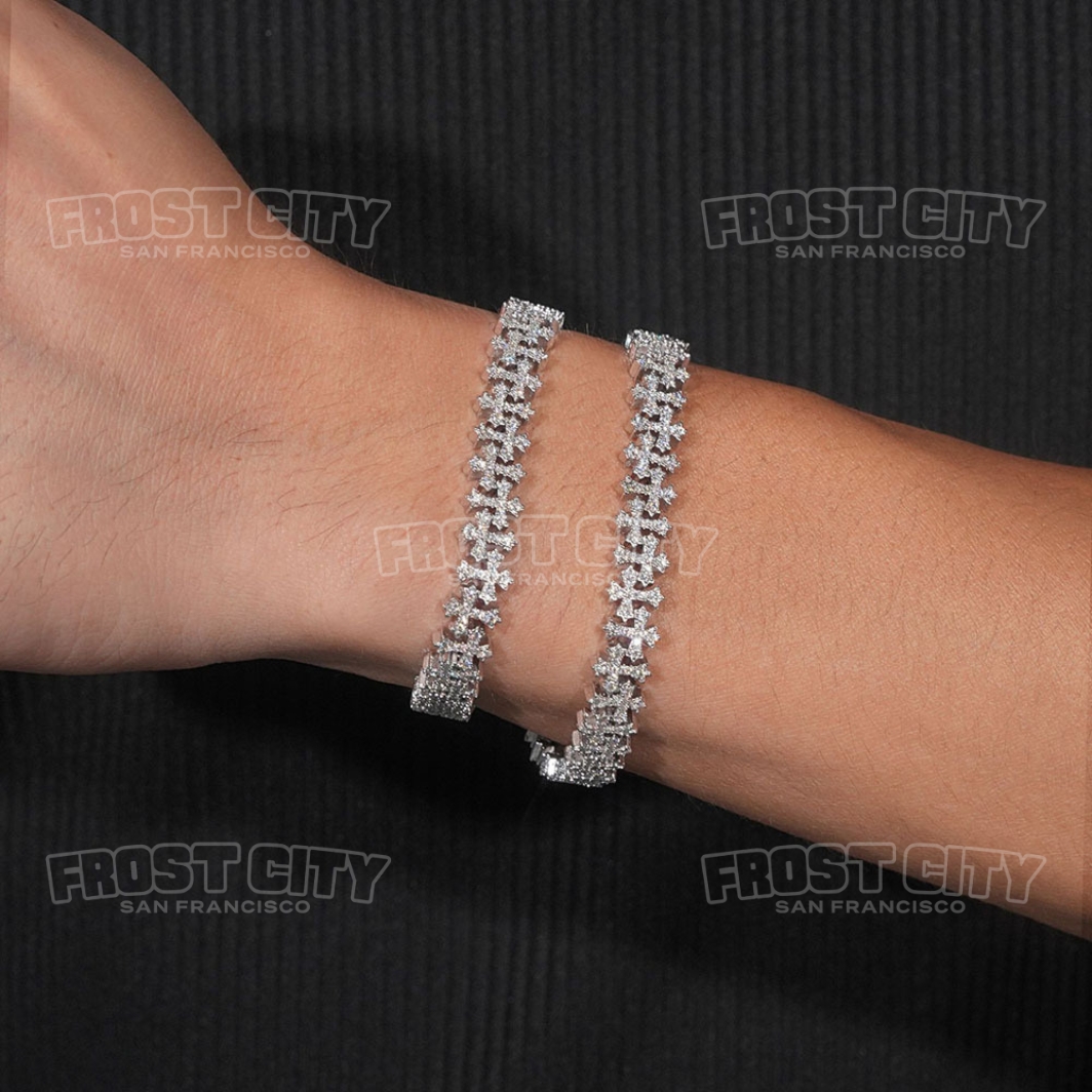 8MM 3D Cross Link VVS1 D Moissanite Bracelet .925 Sterling Silver Rhodium Plated