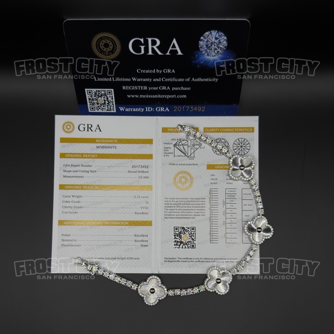 Clover Bracelet VVS1 D Moissanite .925 Sterling Silver 