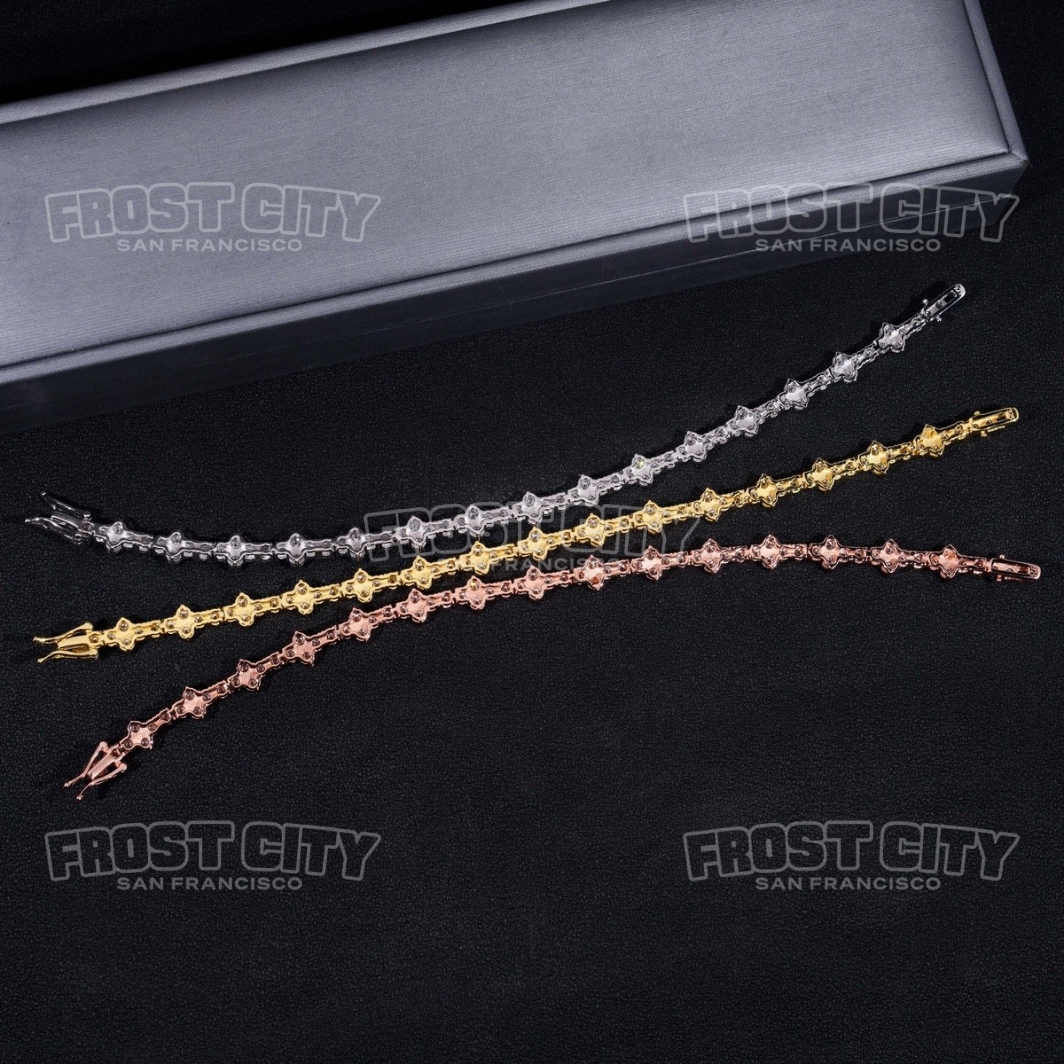 Four-Leaf Clover Tennis Bracelet 6.5MM VVS1 D Color Moissanite Brilliance .925 Sterling Silver