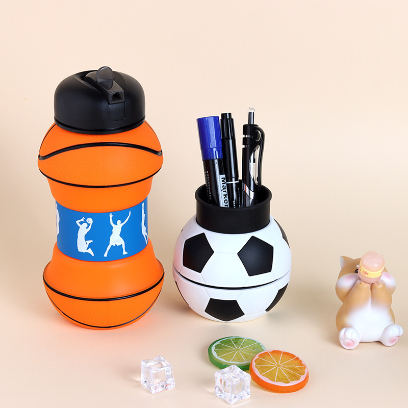 BUYUER Collapsible Silicone Water Bottle 550ml – Portable Foldable Sports Cup for Soccer Basketball Baseball Travel – Leakproof & Drop-Proof for Kids & Adults
