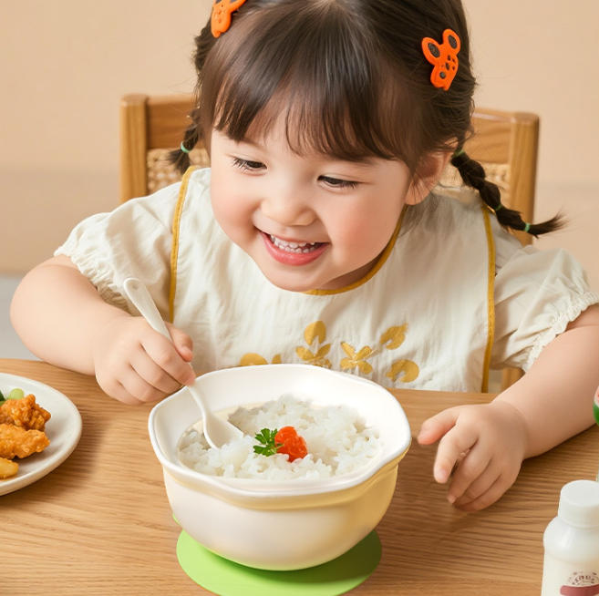 BUYUER Baby Silicone Suction Bowl – Egg Flower Design, Strong Suction Anti-Spill Toddler Training Bowl, Food Grade Microwave Safe, Portable for Travel & Weaning (Yellow/Beige/Green)