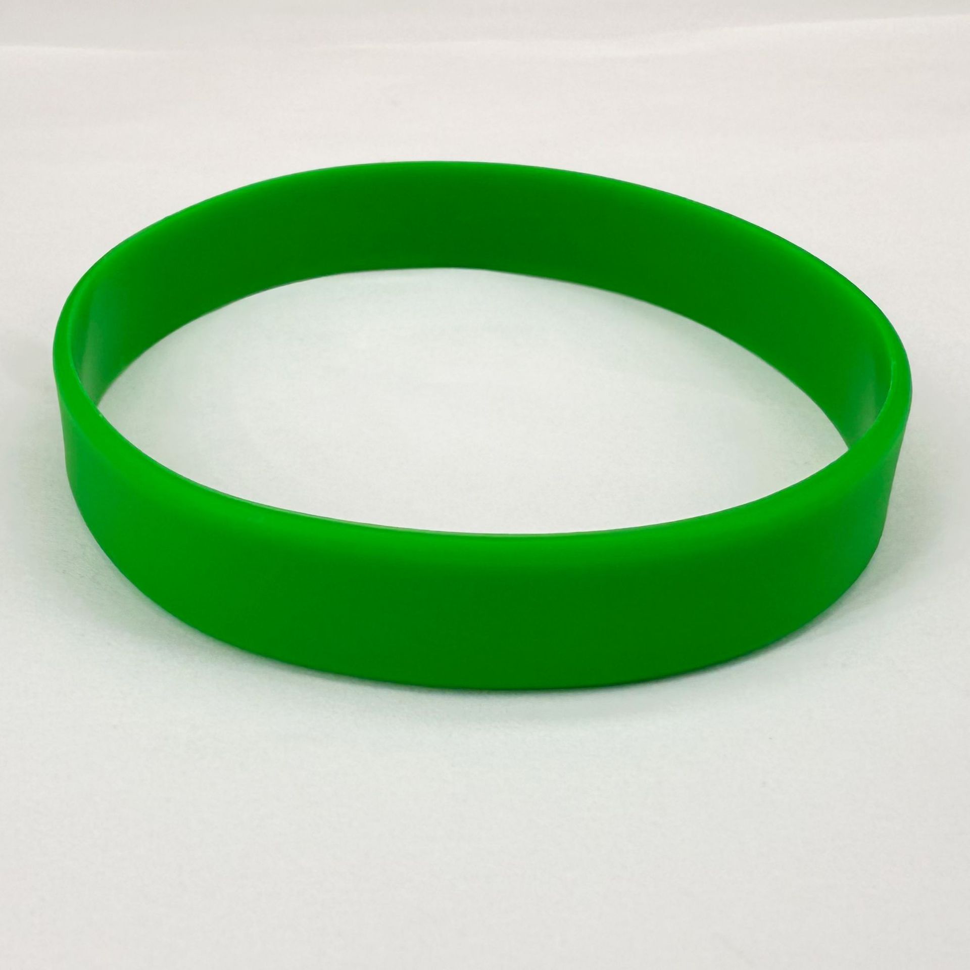 The Essential Silicone Wristband: Simplicity Meets Functionality for Every Occasion