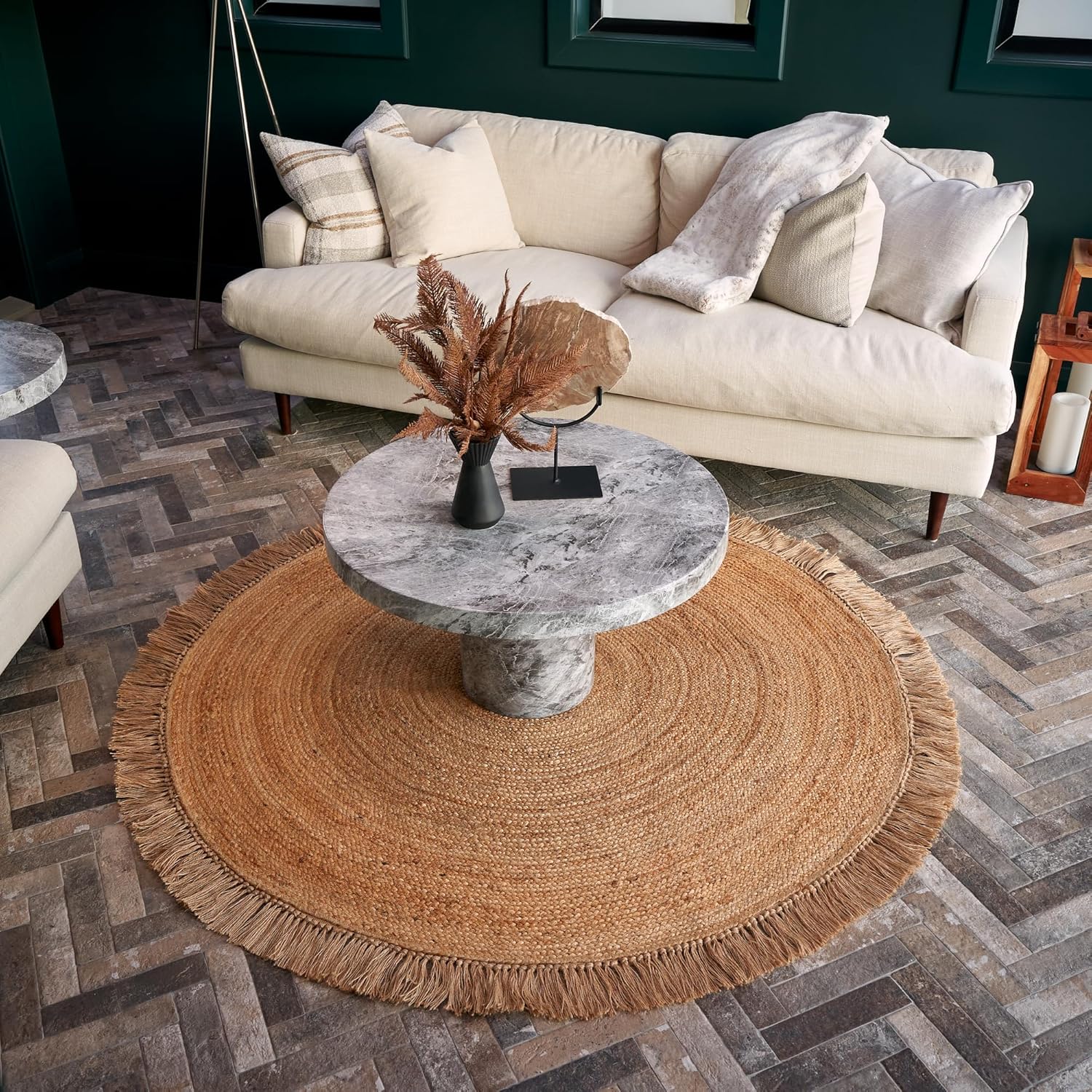 KIBAGA Beautiful Round Jute Area Rug for Your Home - This Natural 5x5 ft Hand Woven Rug Fits Perfectly Into Your Entry Area, Kitchen Or Living Room - Modern Braided Circle Mat Enhances Any Boho Decor