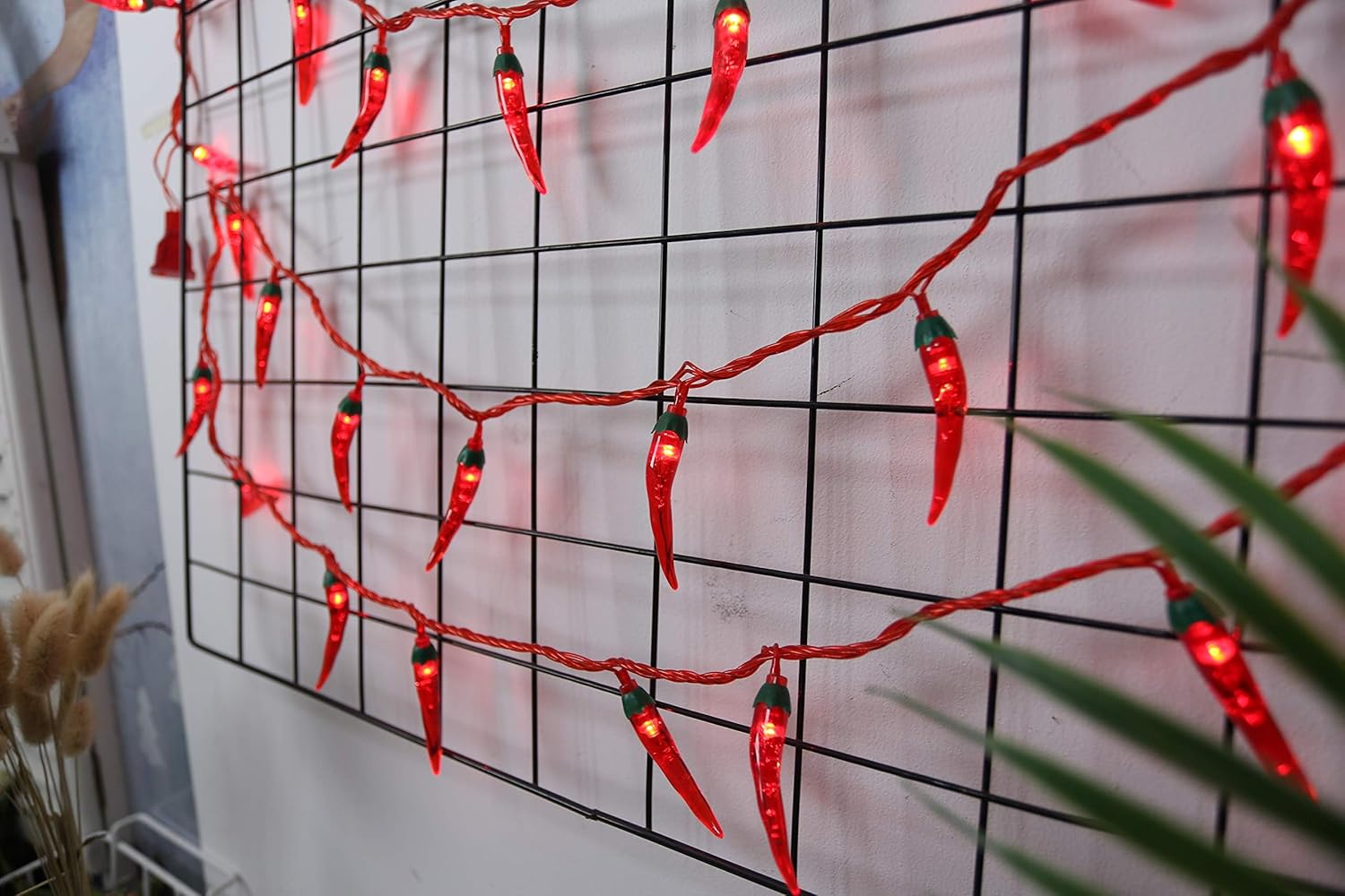 2pack red Chili Pepper String Lights,40 LED Pepper String lamp Indoor Kitchen Decor Outdoor Mexican Decorations Light, Battery Powered for Chinese New Year,Holiday Party,Christmas Home Decor