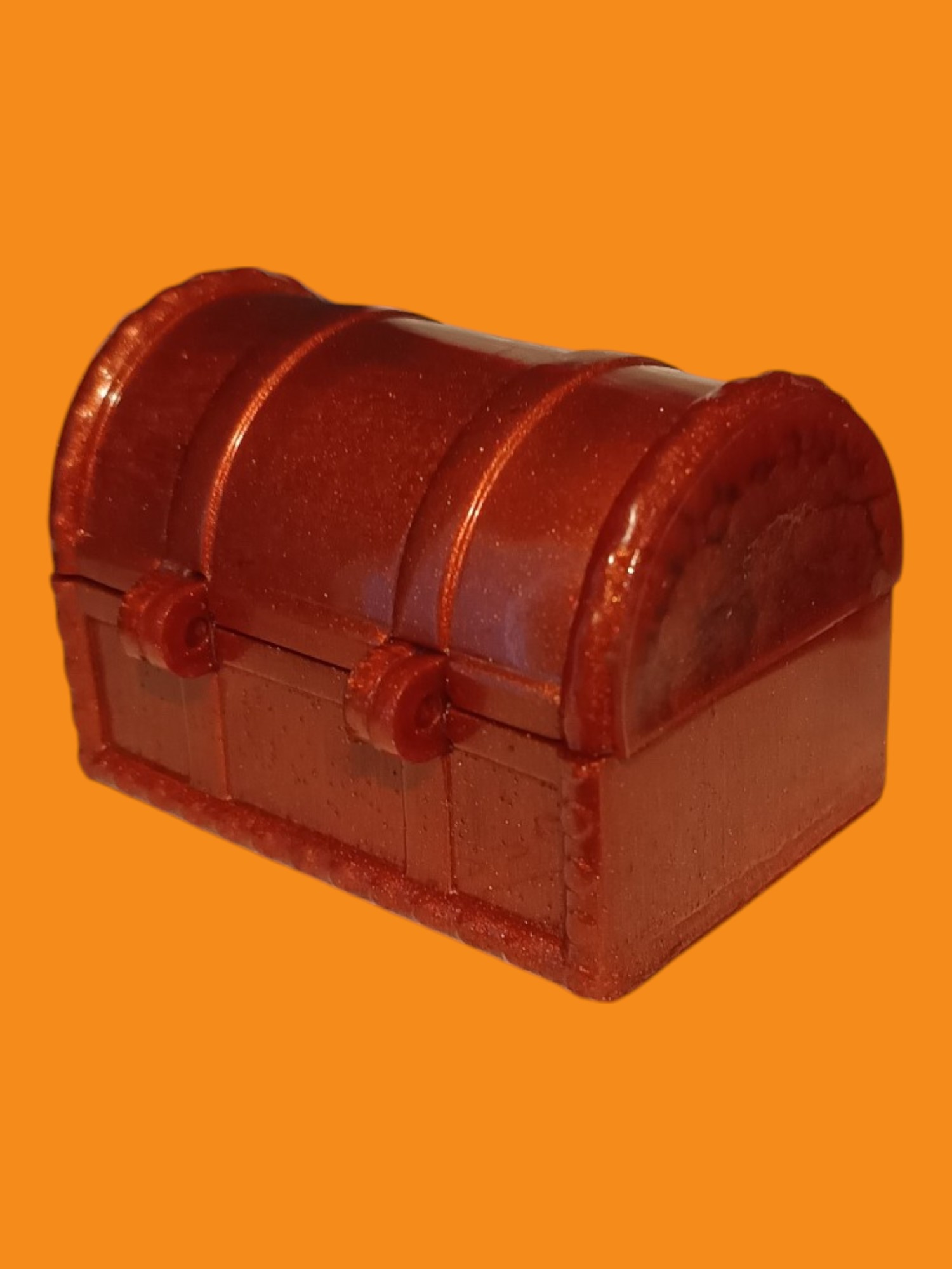 Mini coffret style "Coffre au trésor" en résine epoxy couleur cuivré avec reflets, entièrement fait main. Longueur: 8cm, Largeur: 5cm, Hauteur: 5cm