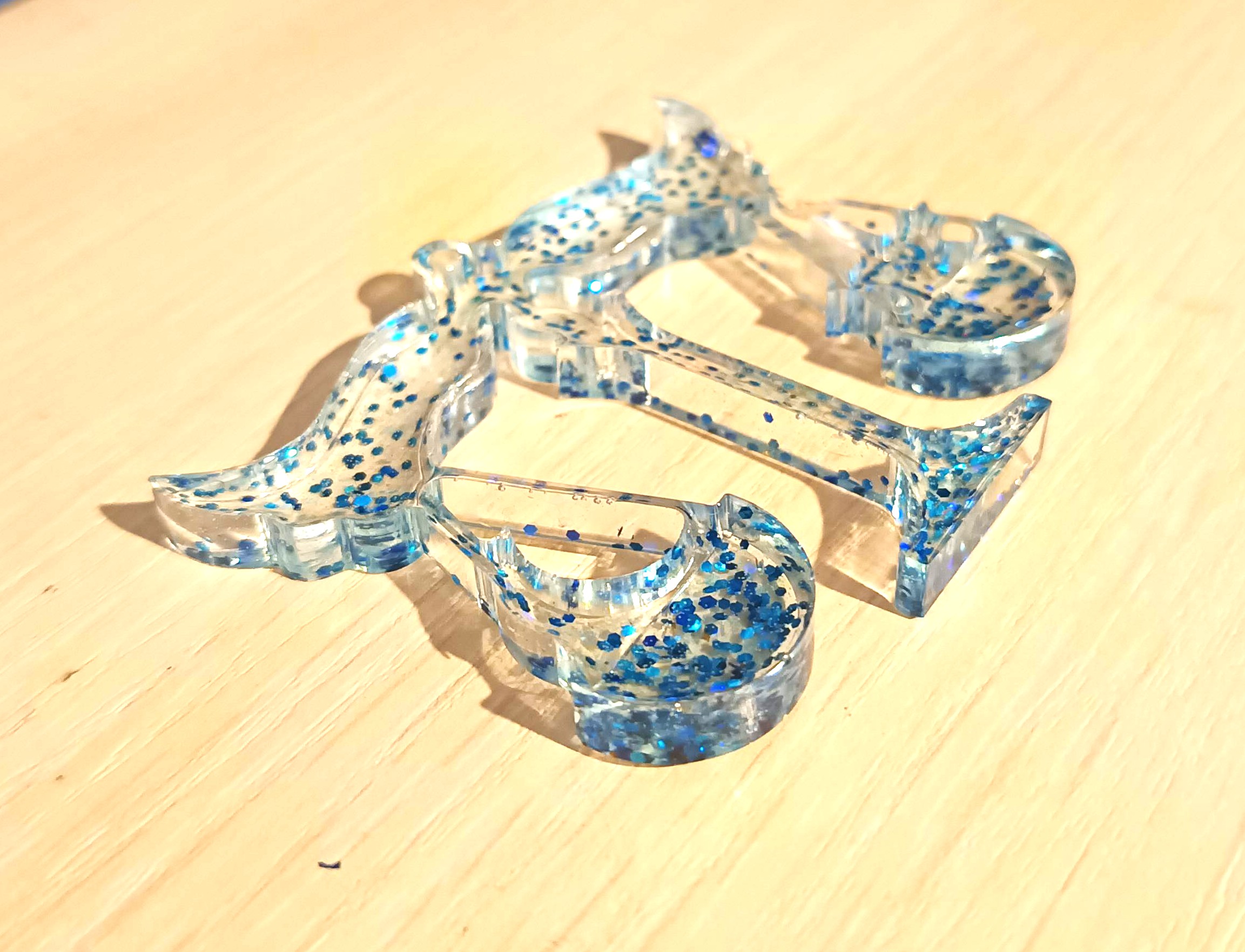 Signe astrologique de la Balance transparente et paillettes bleues