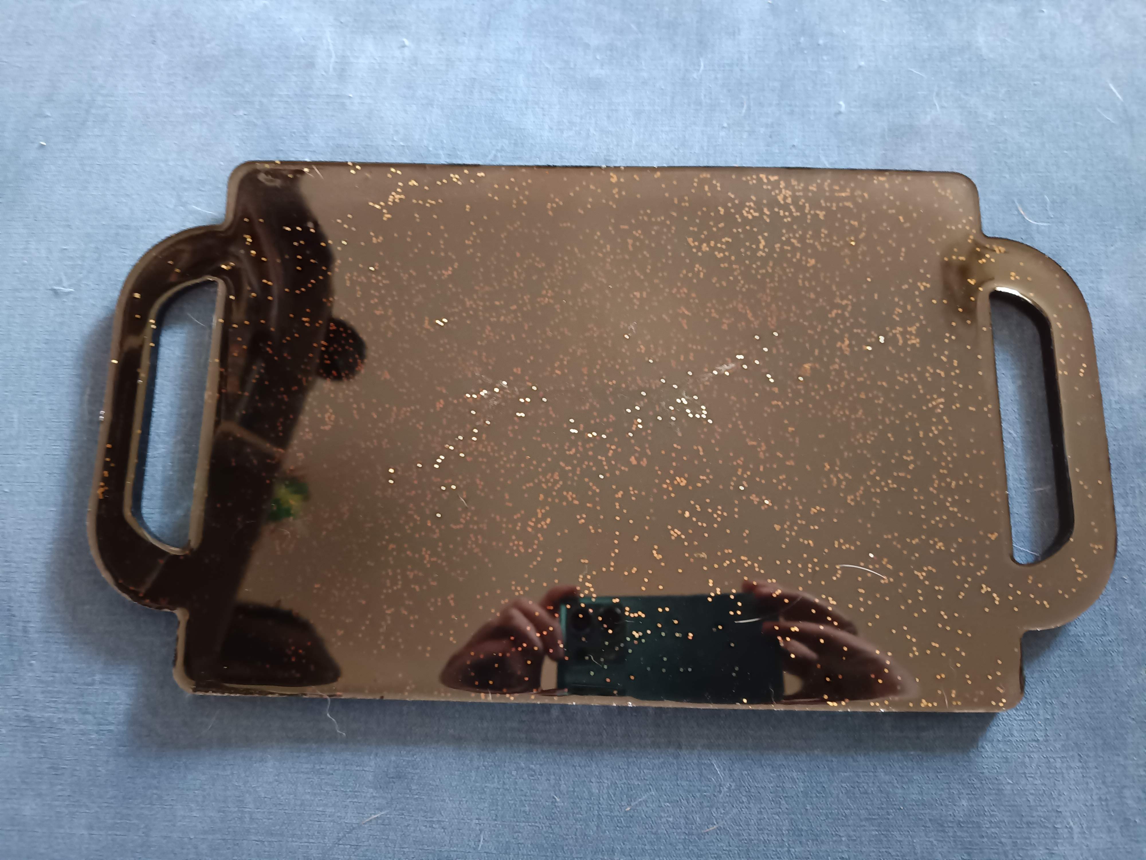 Plateau de services noirs avec paillettes dorées 38X20cm en résine époxy artisanal