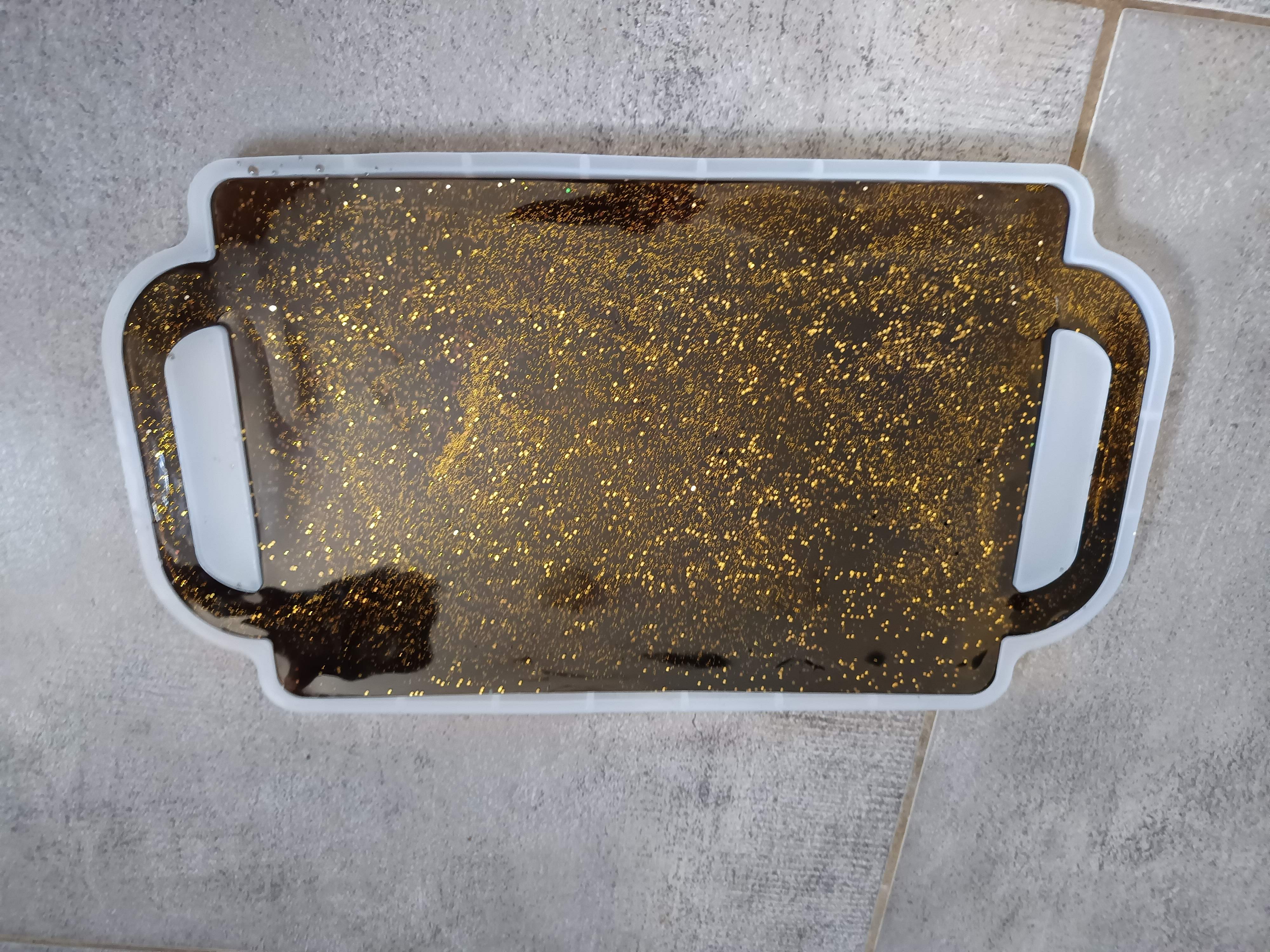 Plateau de services noirs avec paillettes dorées 38X20cm en résine époxy artisanal