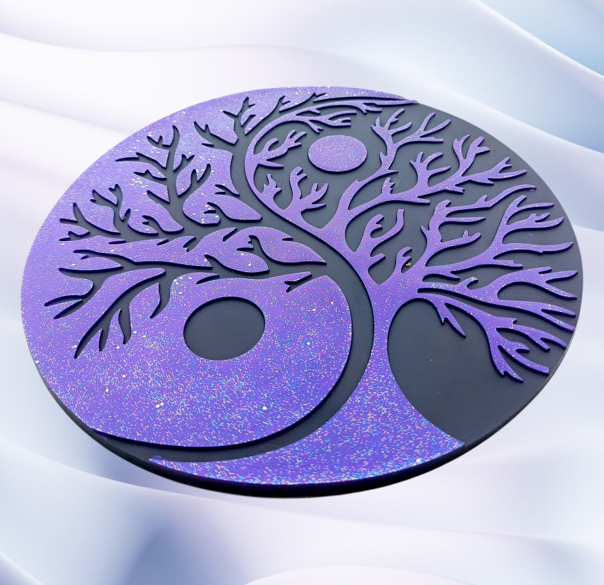 Disque Yin et Yang violet pailleté