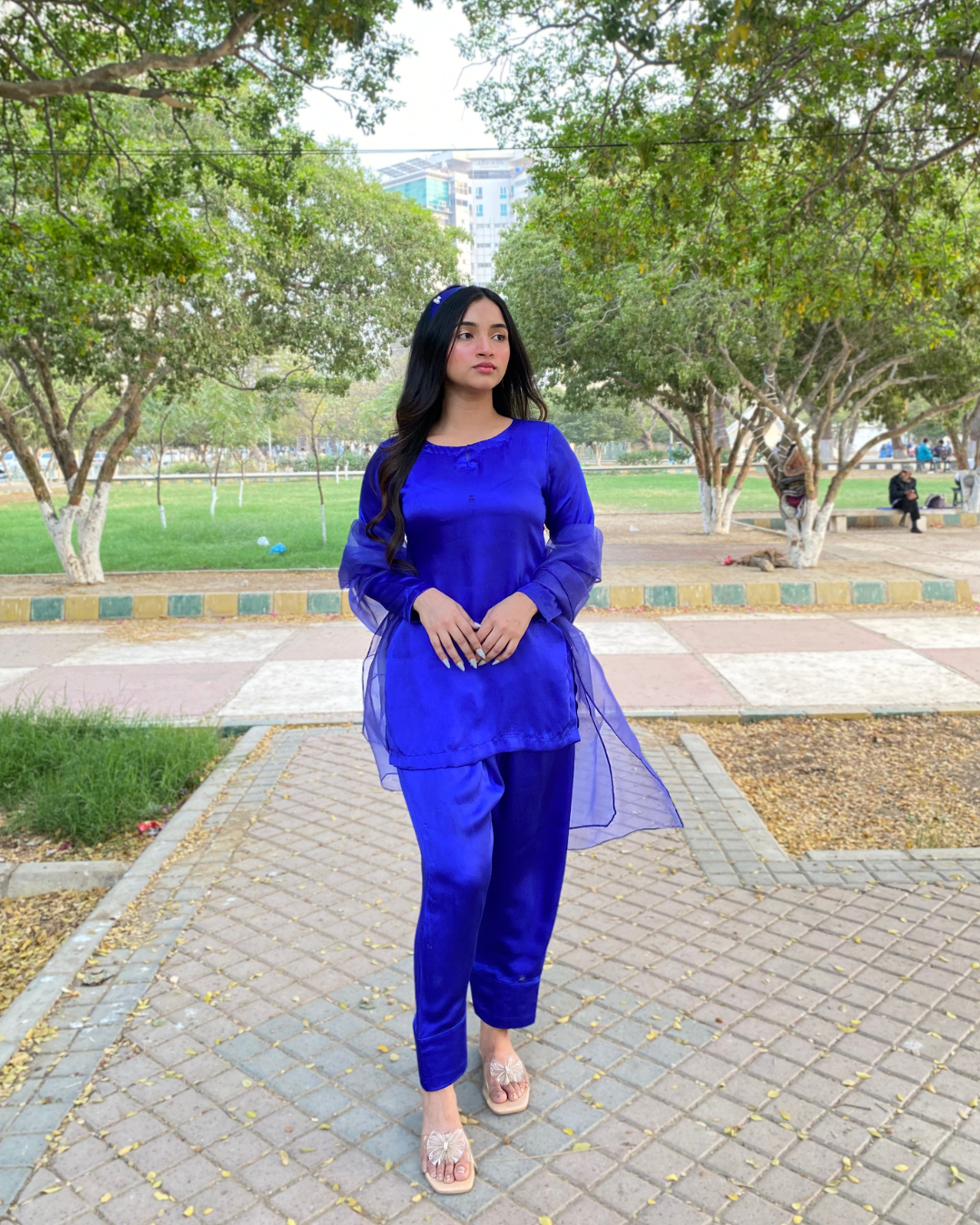Farshi Salwar Kameez With Organza Dupatta 3 Piece