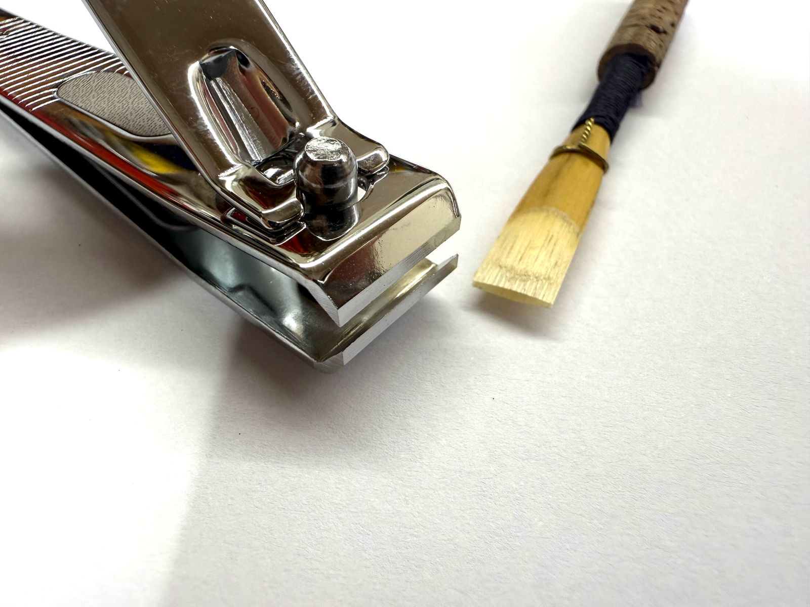 Cortador de pontas para palhetas