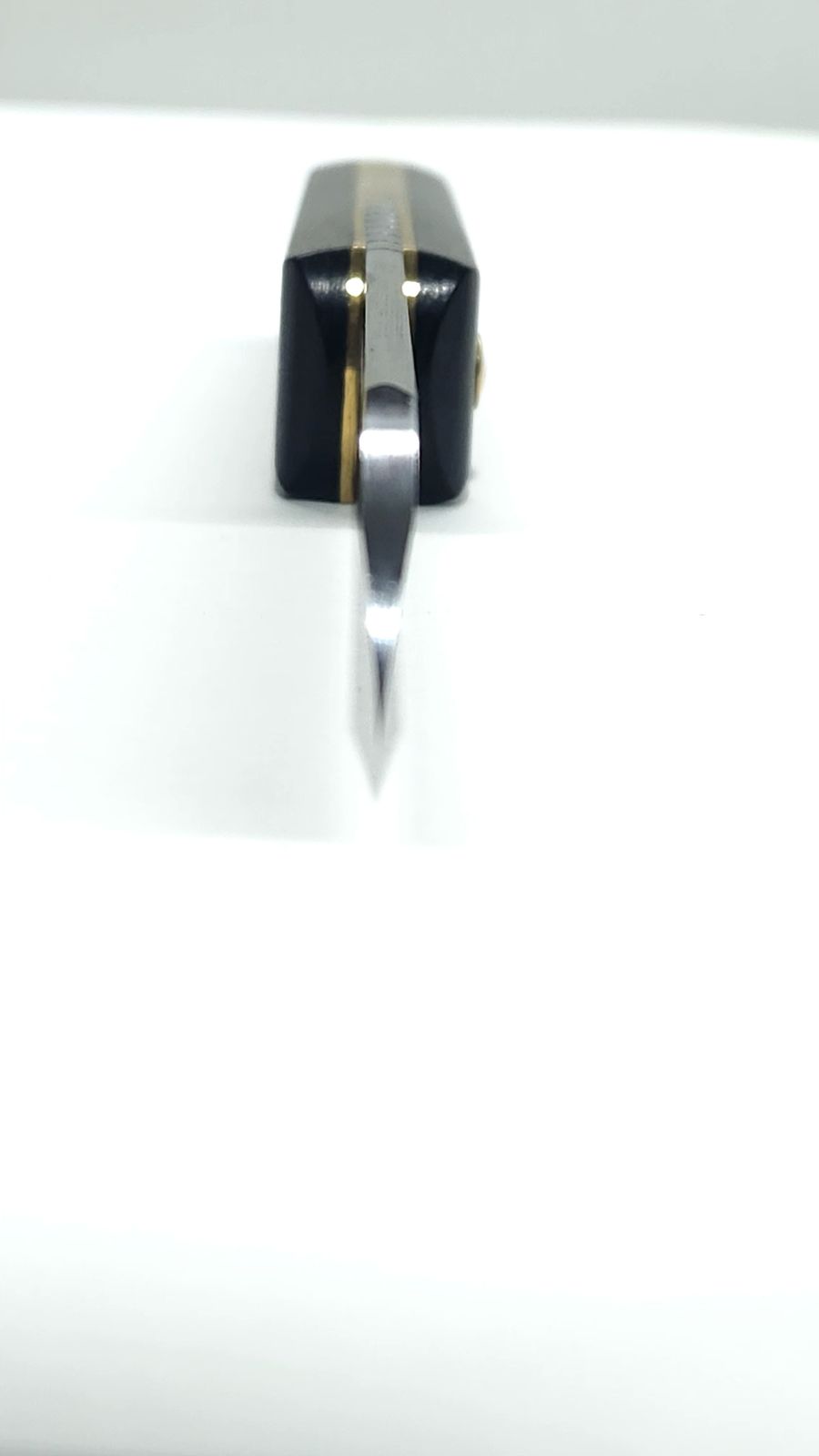 Faca dobrável chanfro duplo côncavo