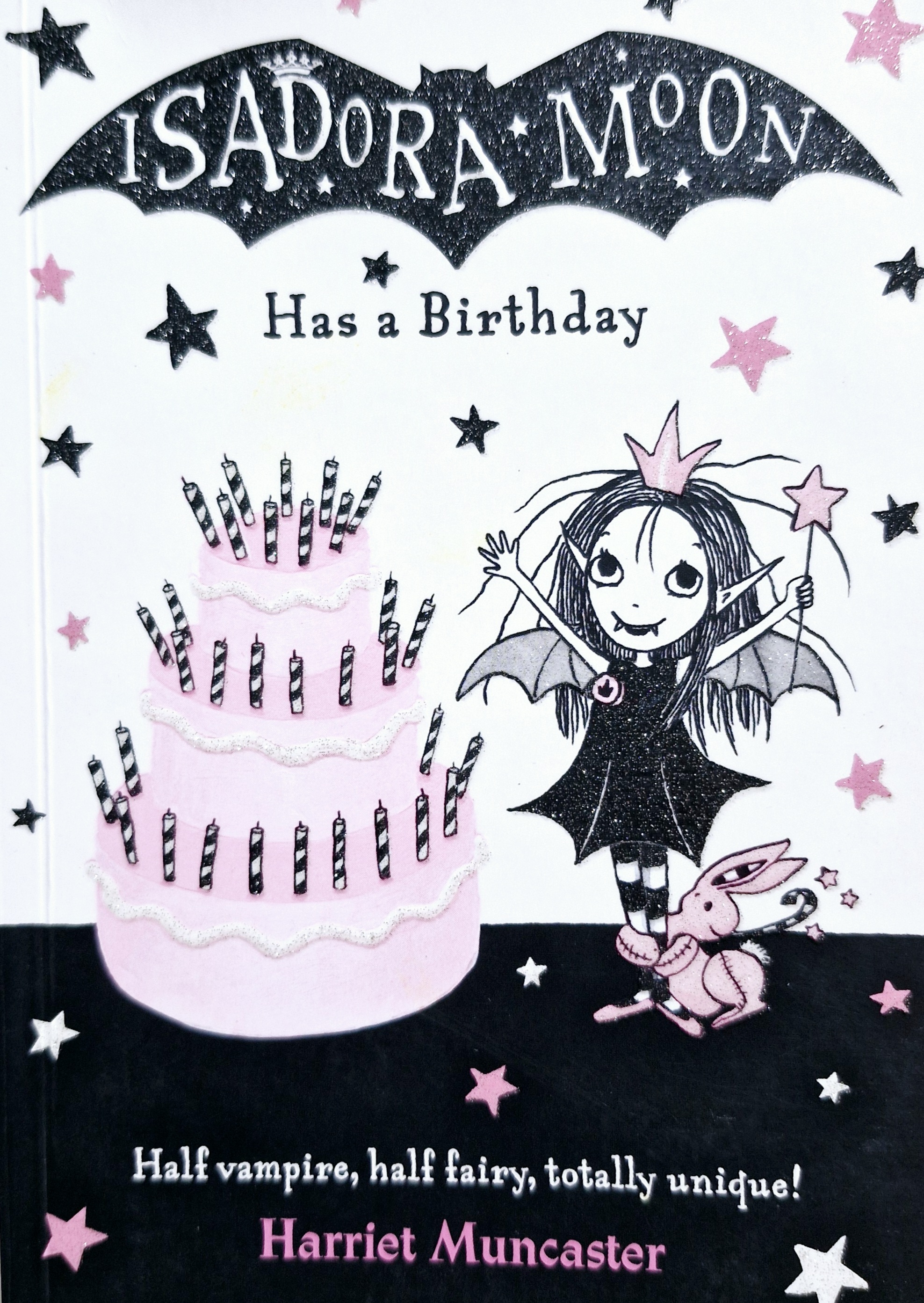 Isadora Moon Has a Birthday