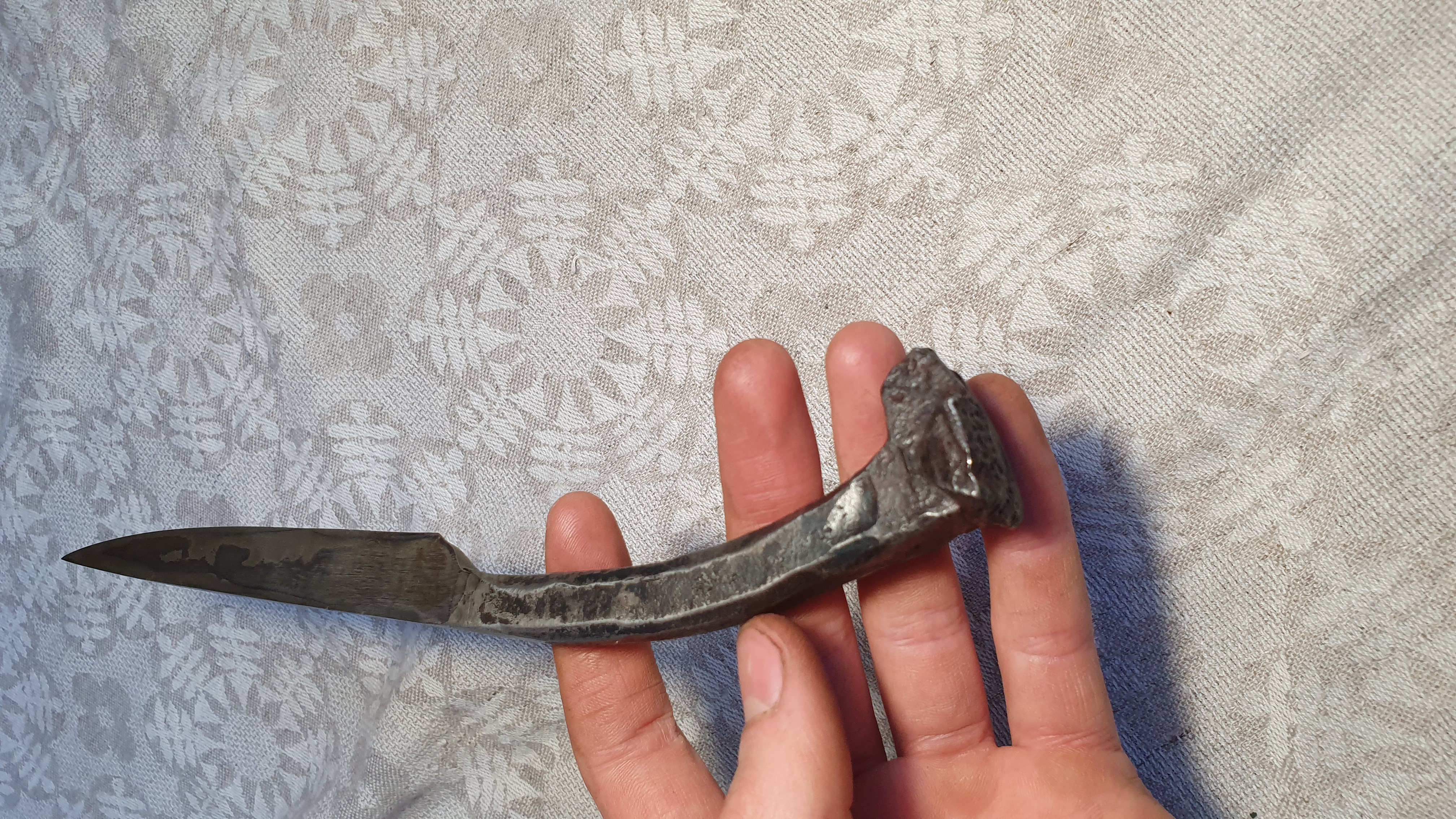 Kalviškas geležinkelio peilis, pagamintas San Mai būdu (5)