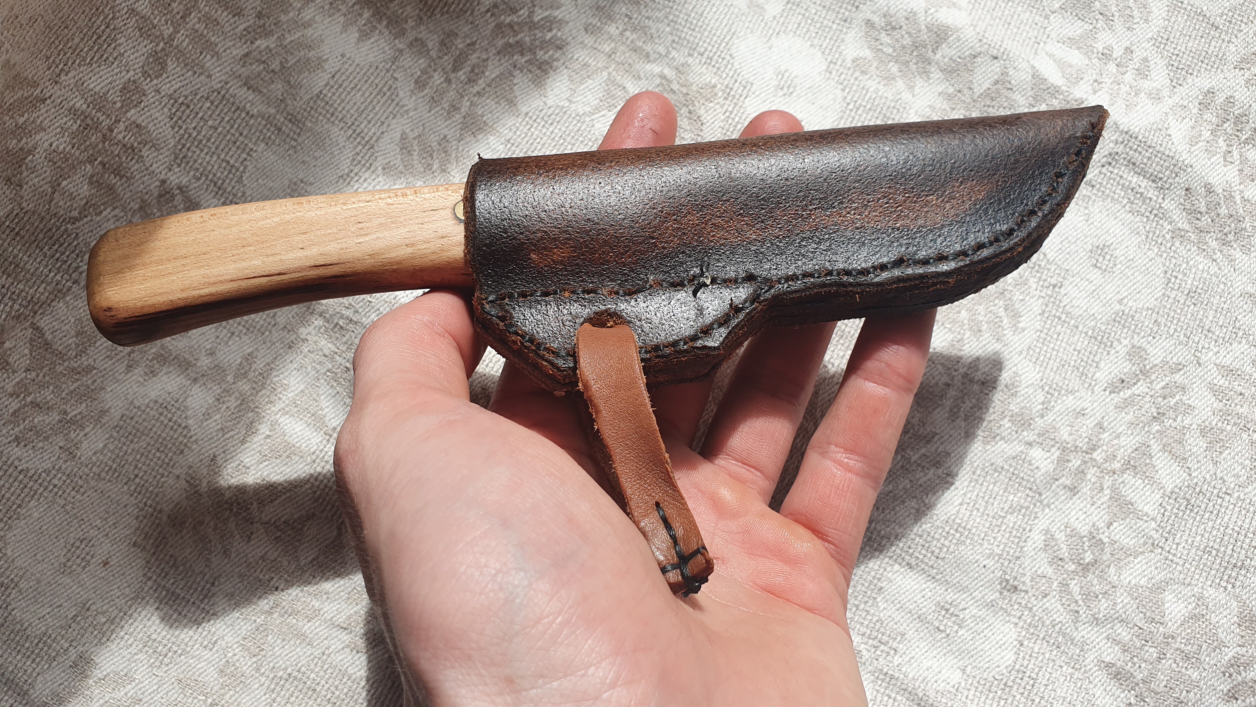 San-mai peilis su wrought iron (1).