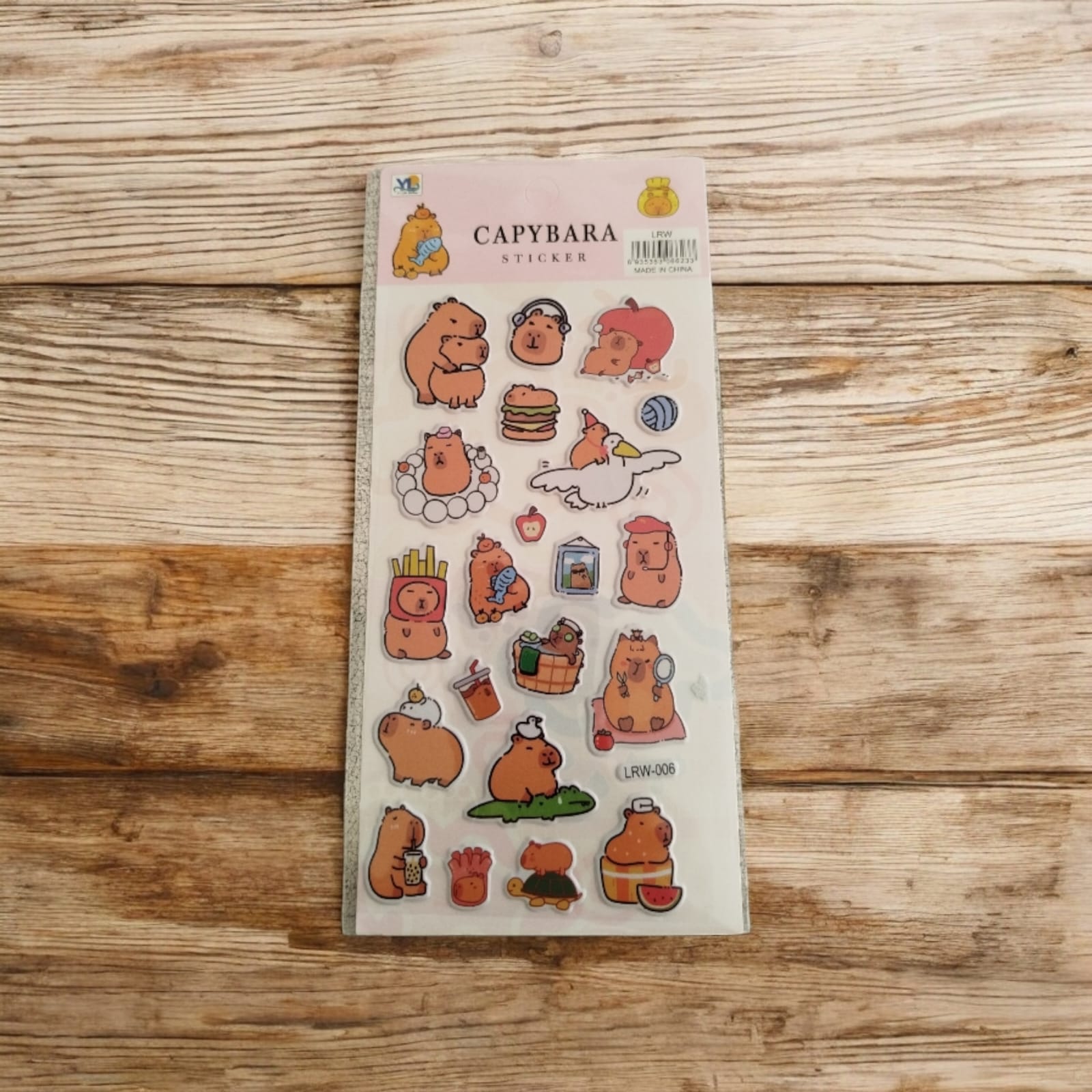 STICKER DE CAPYBARA