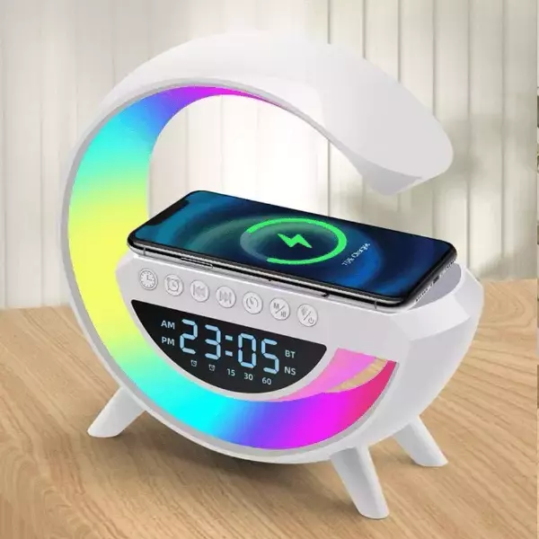 parlante g con reloj grande