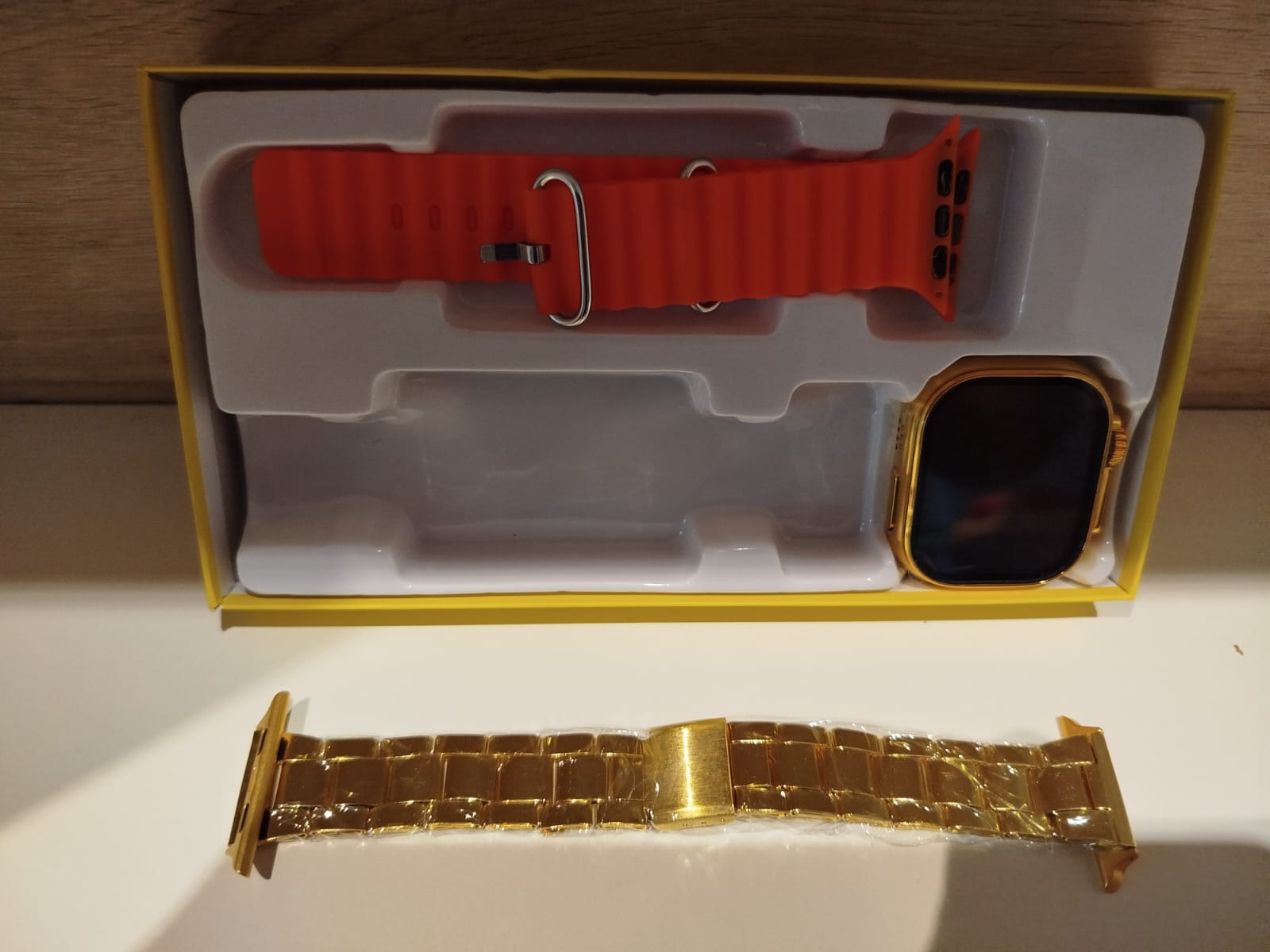 Reloj inteligente con correas intercambiables