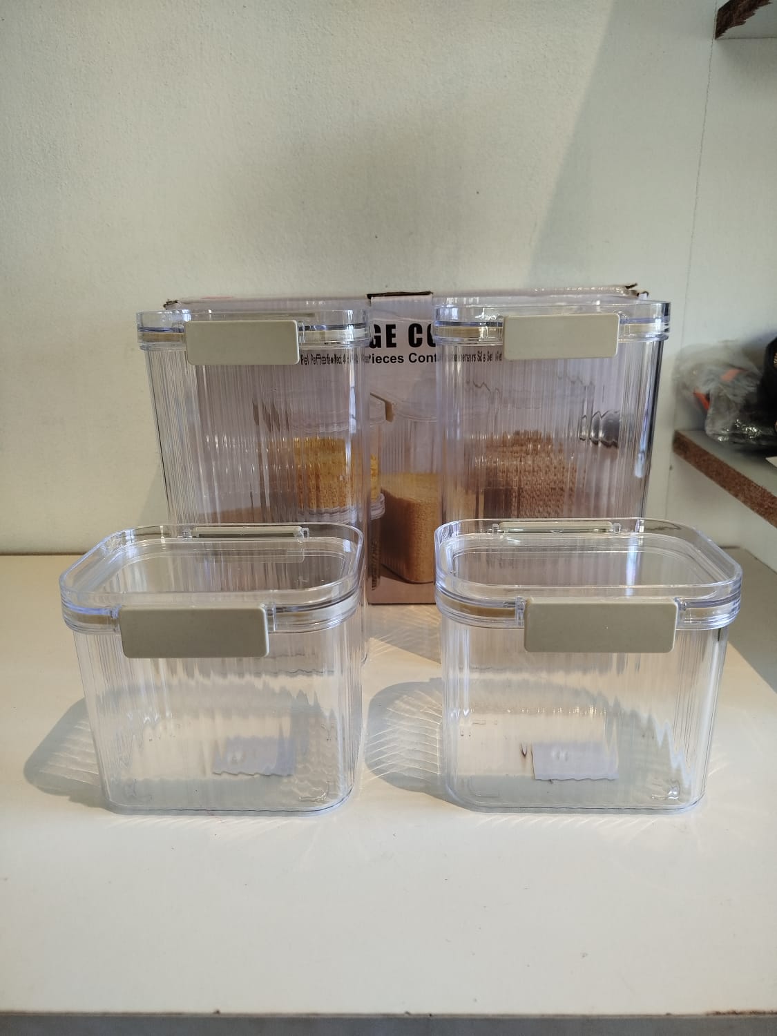 Recipientes de almacenamiento transparentes