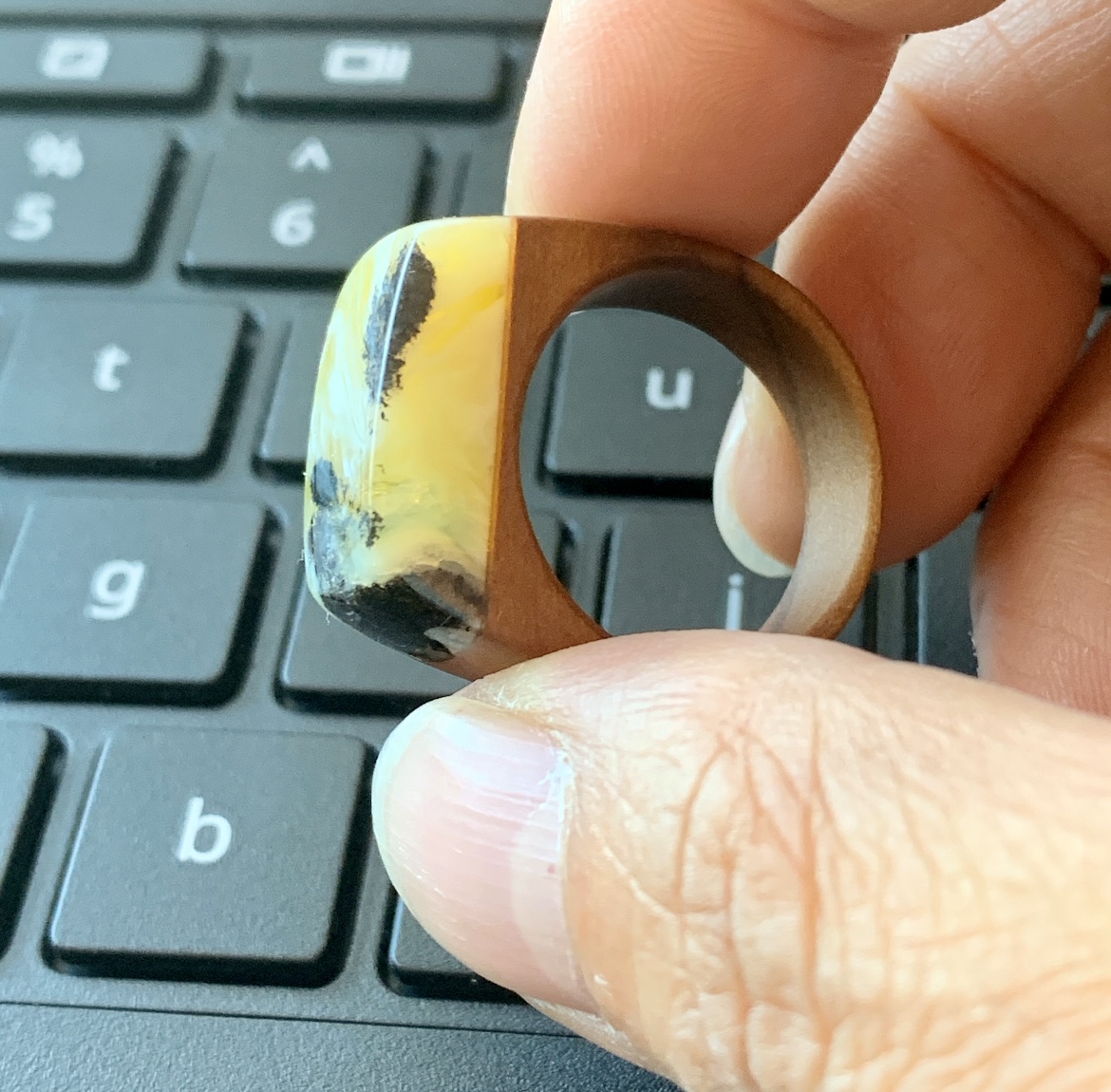 Natural Scene Baltic Amber Ring
