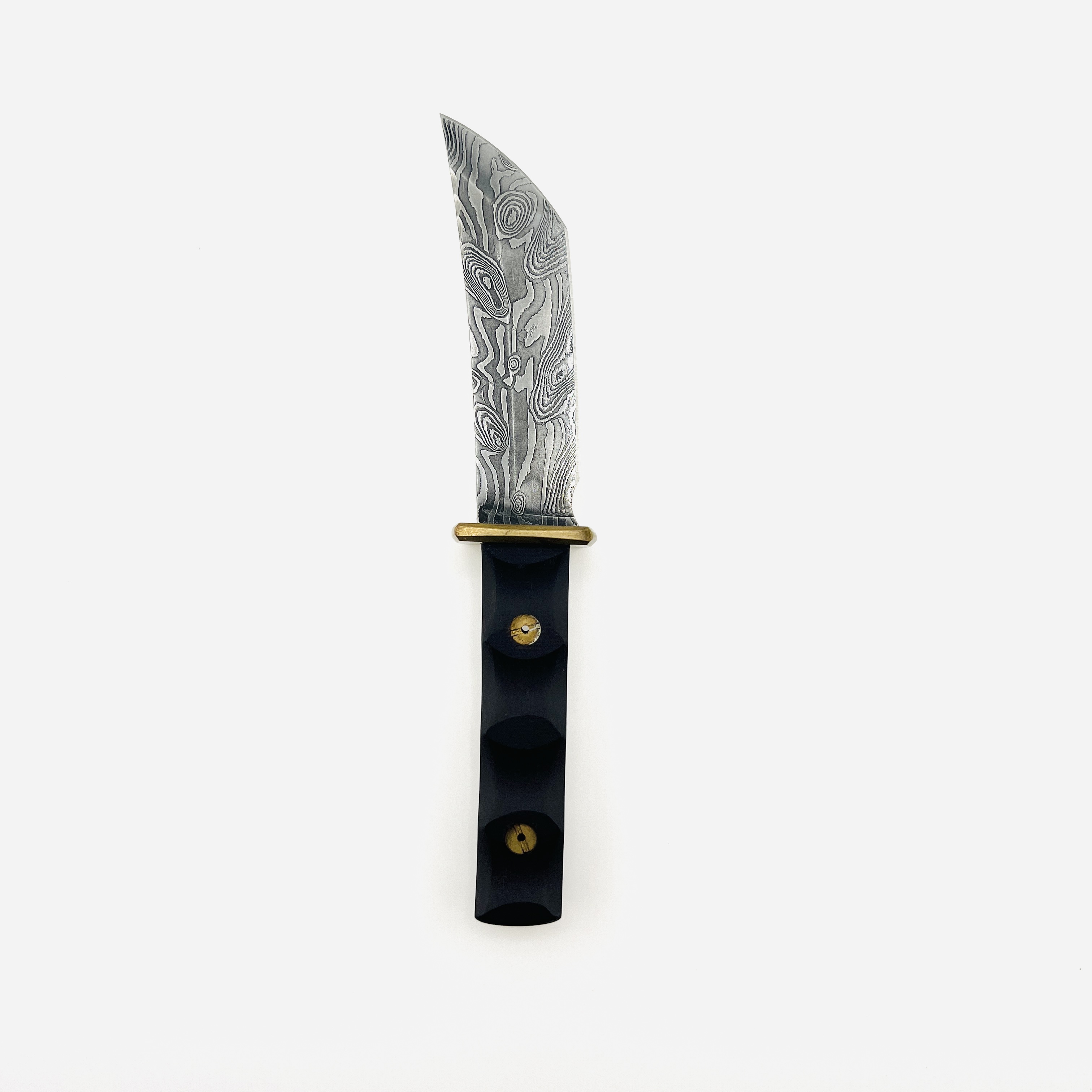 Damascus steel tanto with customized leather sheath