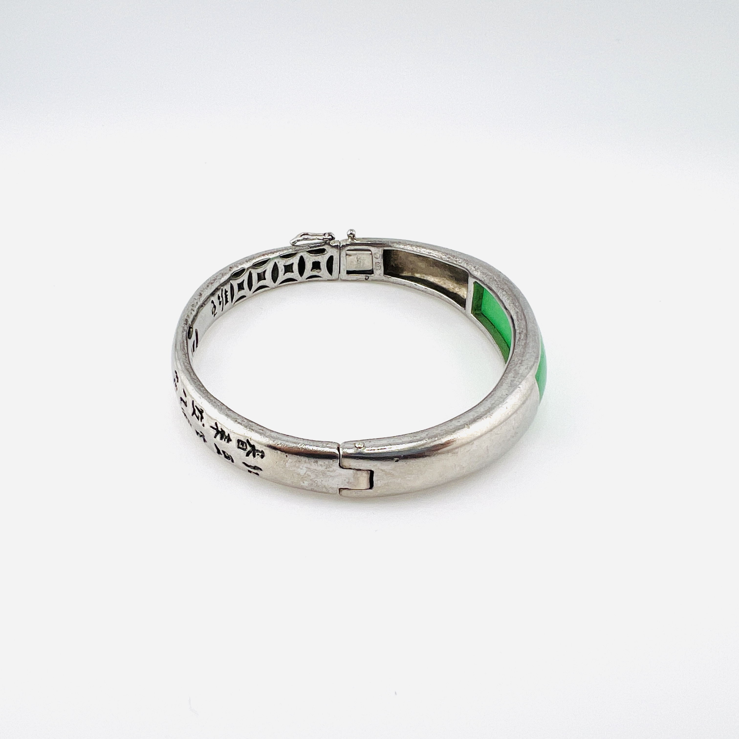 Vintage Imperial green jadeite hinge silver bangle