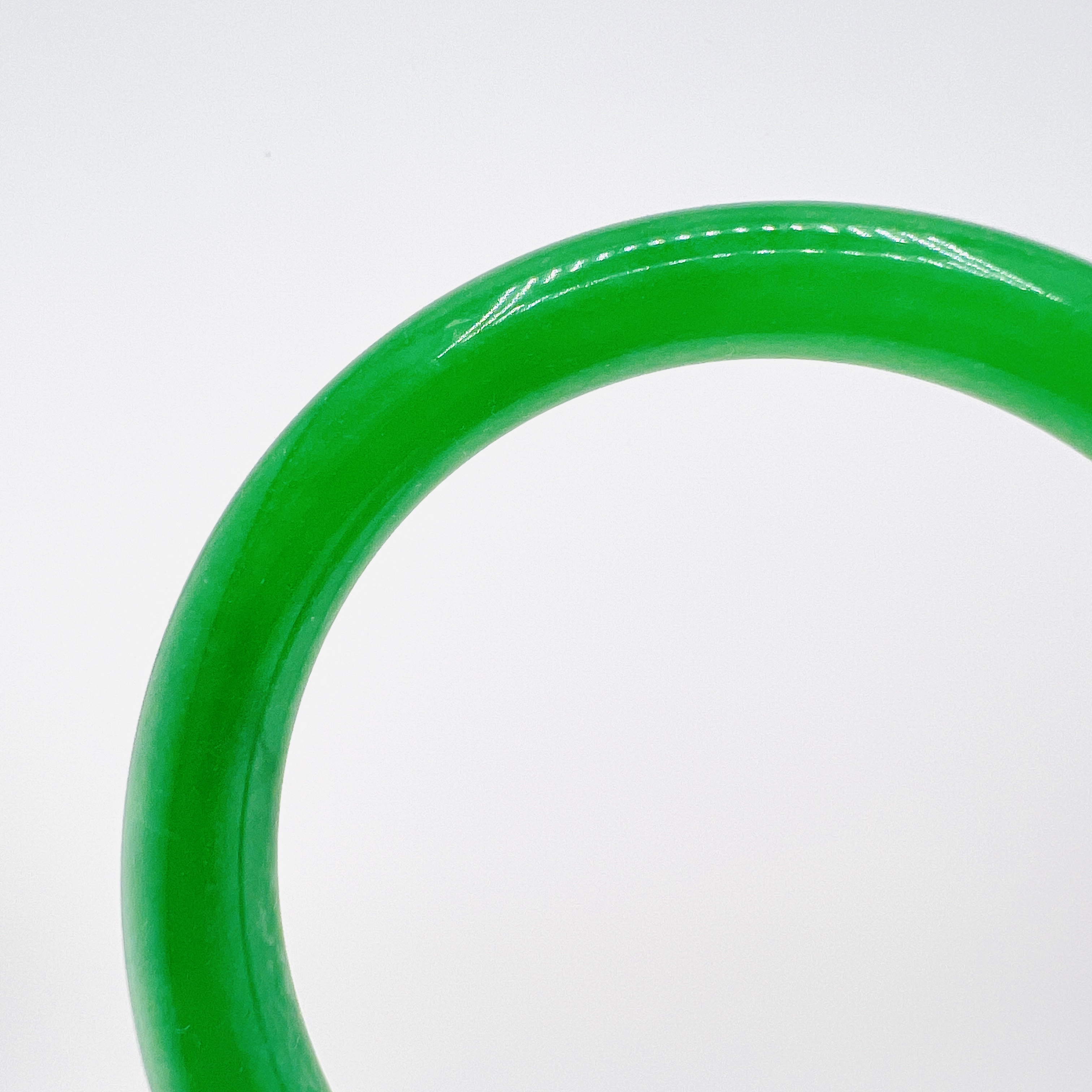 Imperial green natural jadeite princess bangle, 61mm 