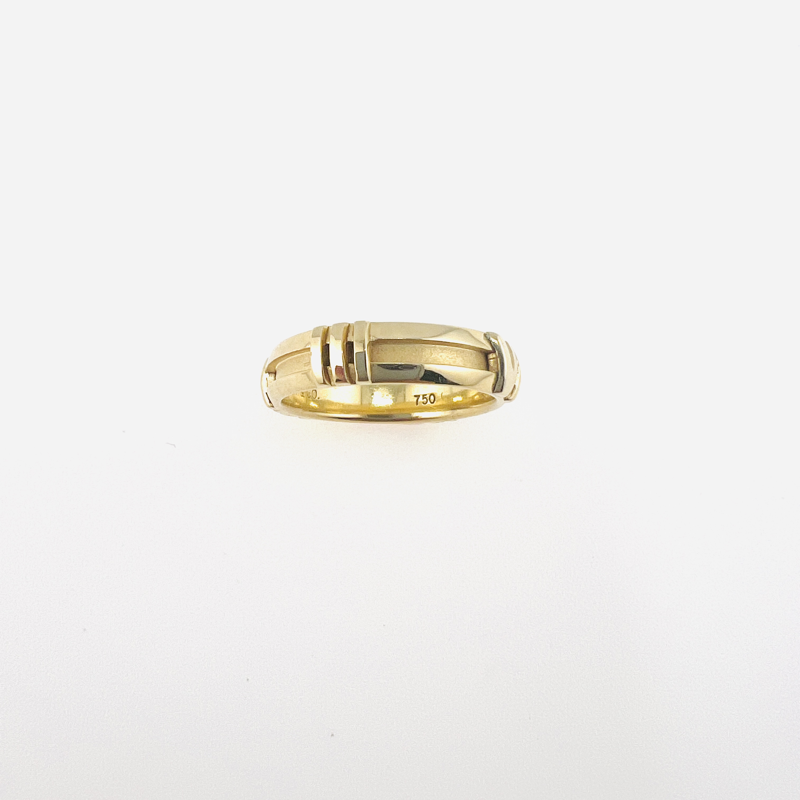 Vintage Tiffany & Co. Atlas ring in 18K gold