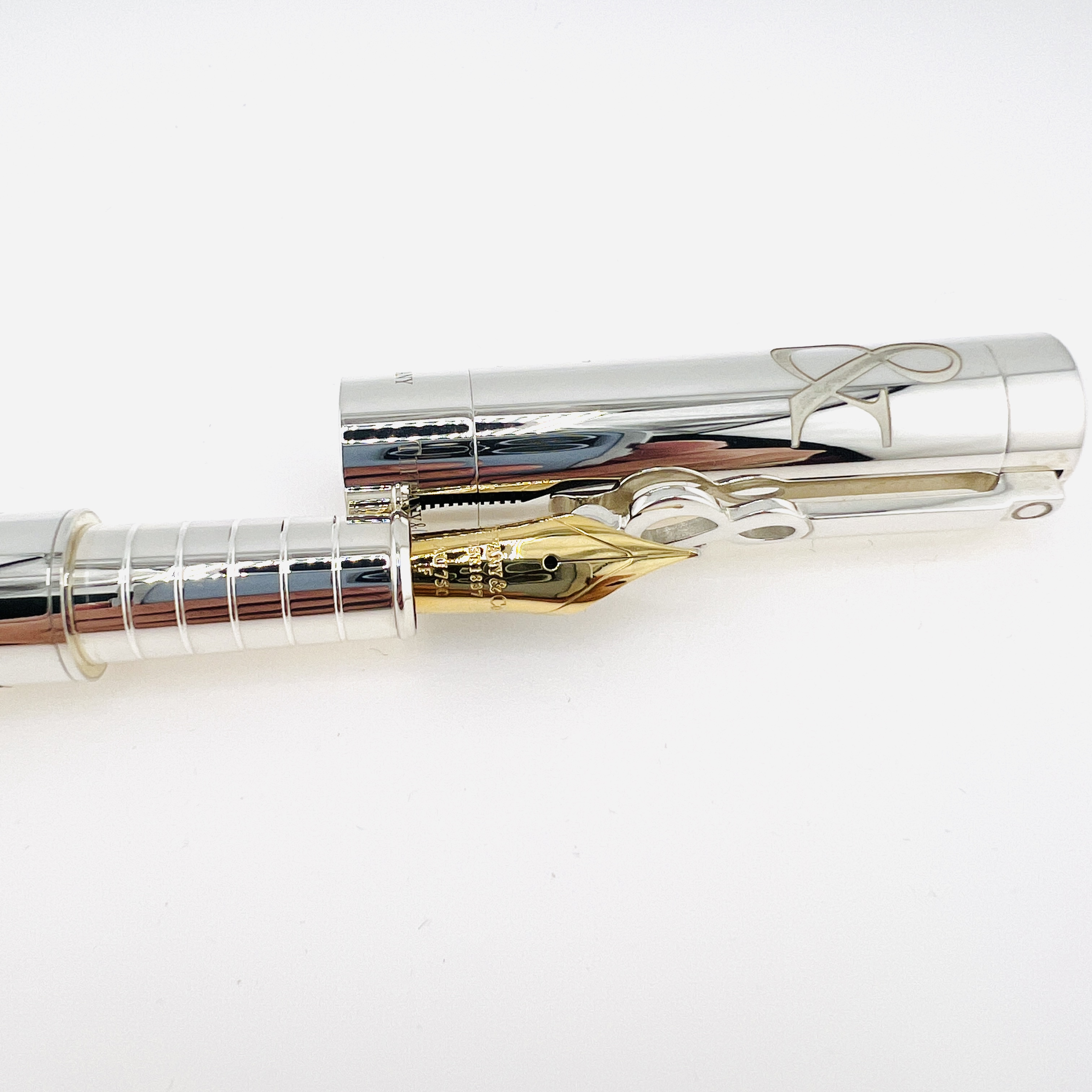 Tiffany & Co. fountain pen in sterling silver and gold tip