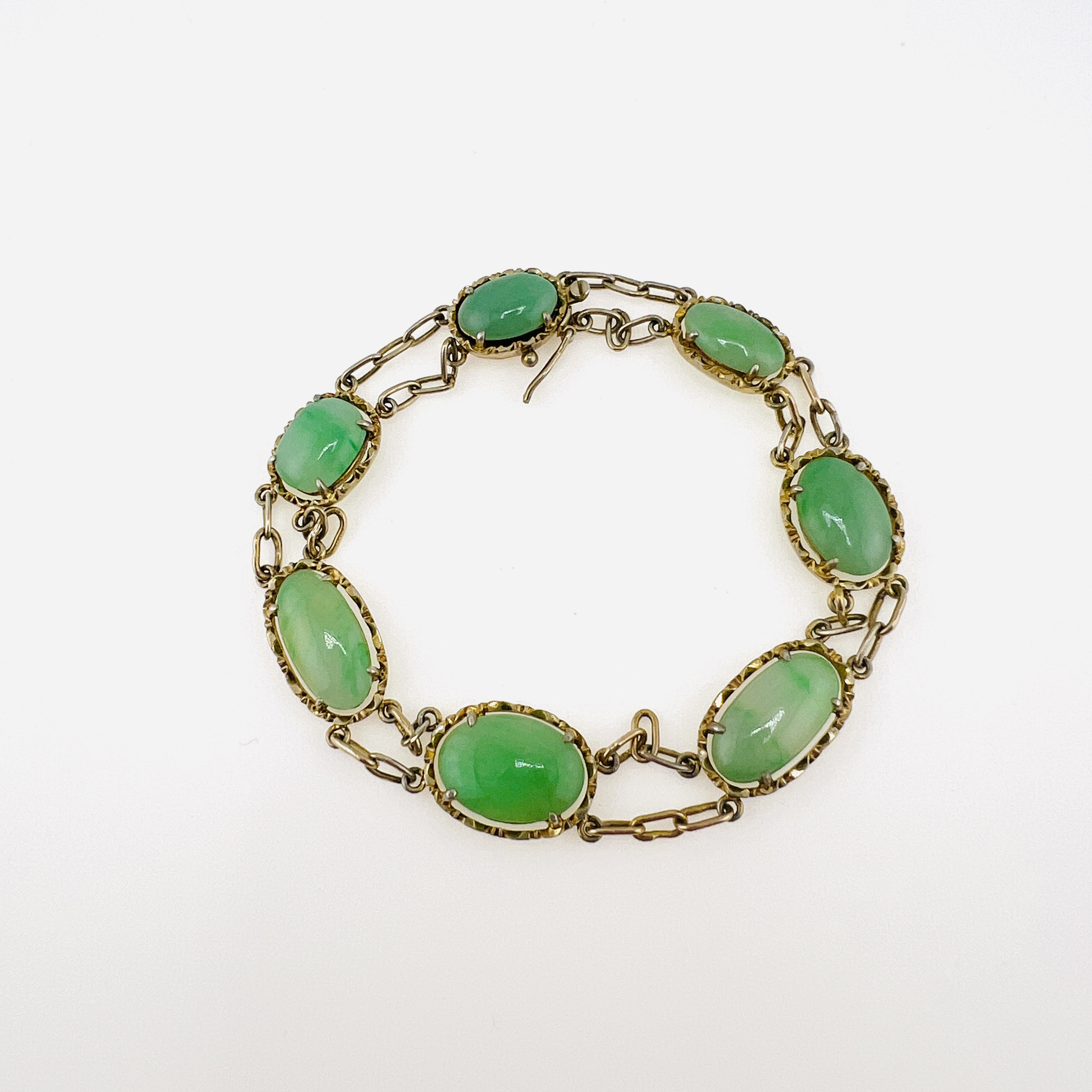 Vintage apple green jadeite cabochon bracelet in silver gilt
